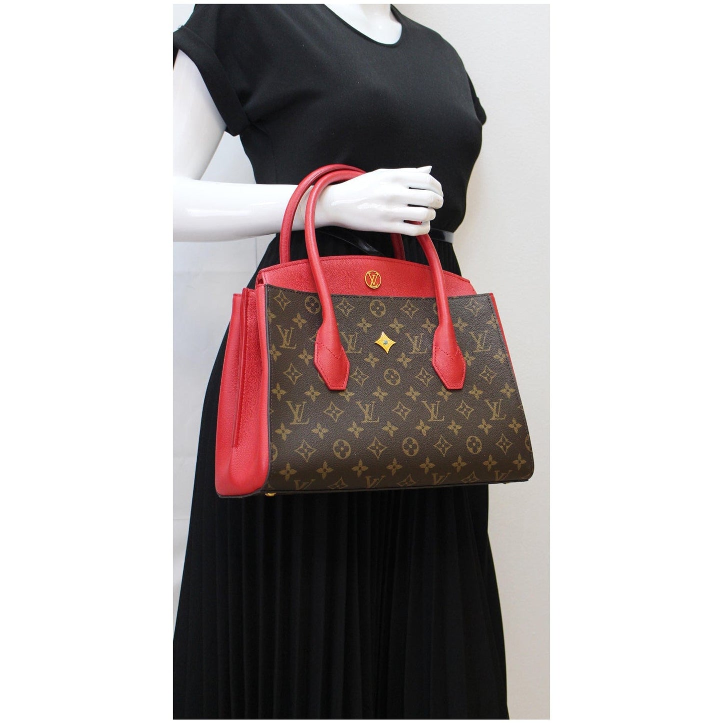 Louis Florine Shoulder Bag Canvas Monogram