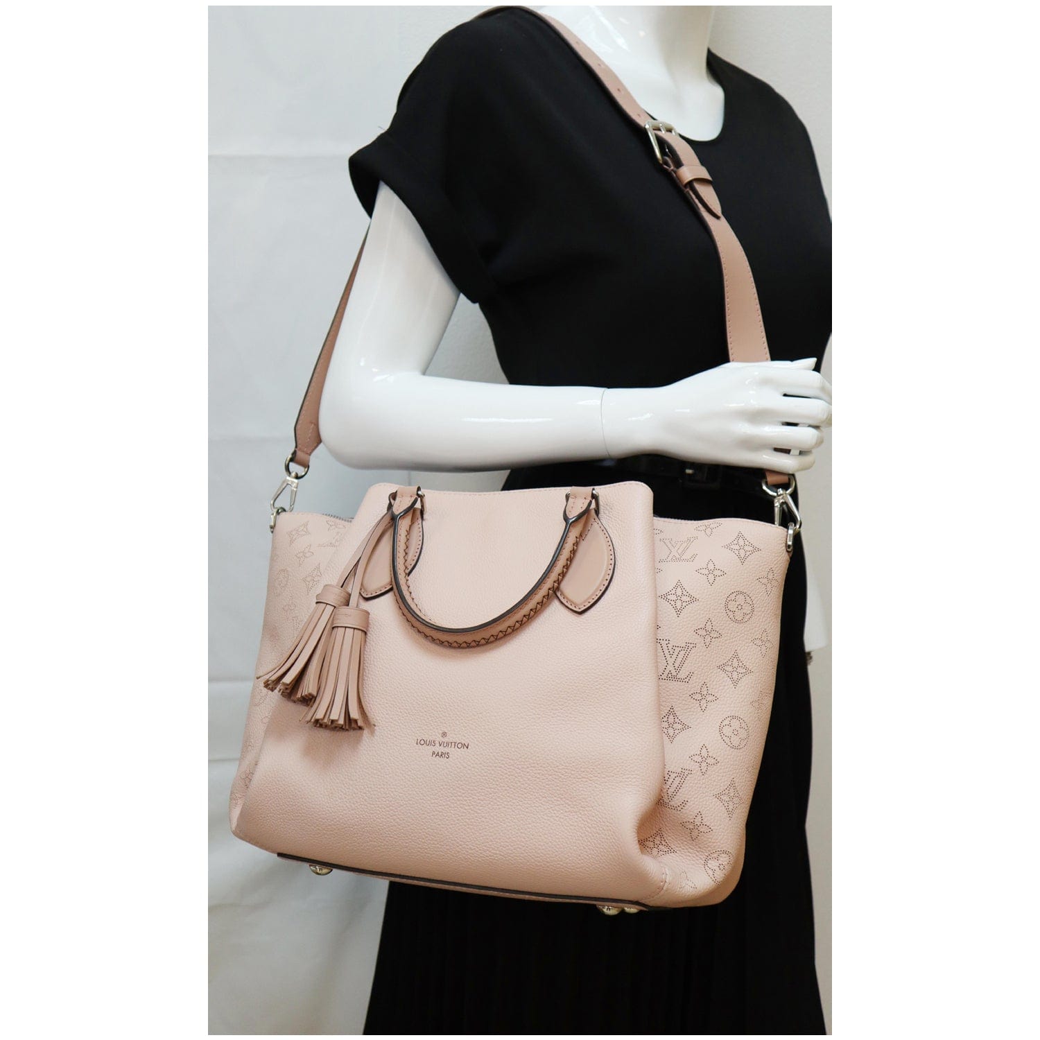 Louis Haumea Mahina Shoulder Bag Rose Leather Pink