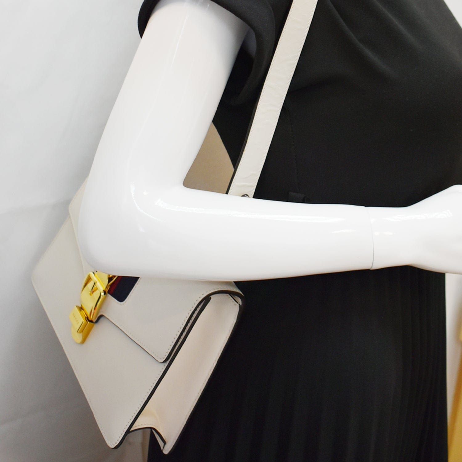 Gucci Sylvie Shoulder Bag Leather White