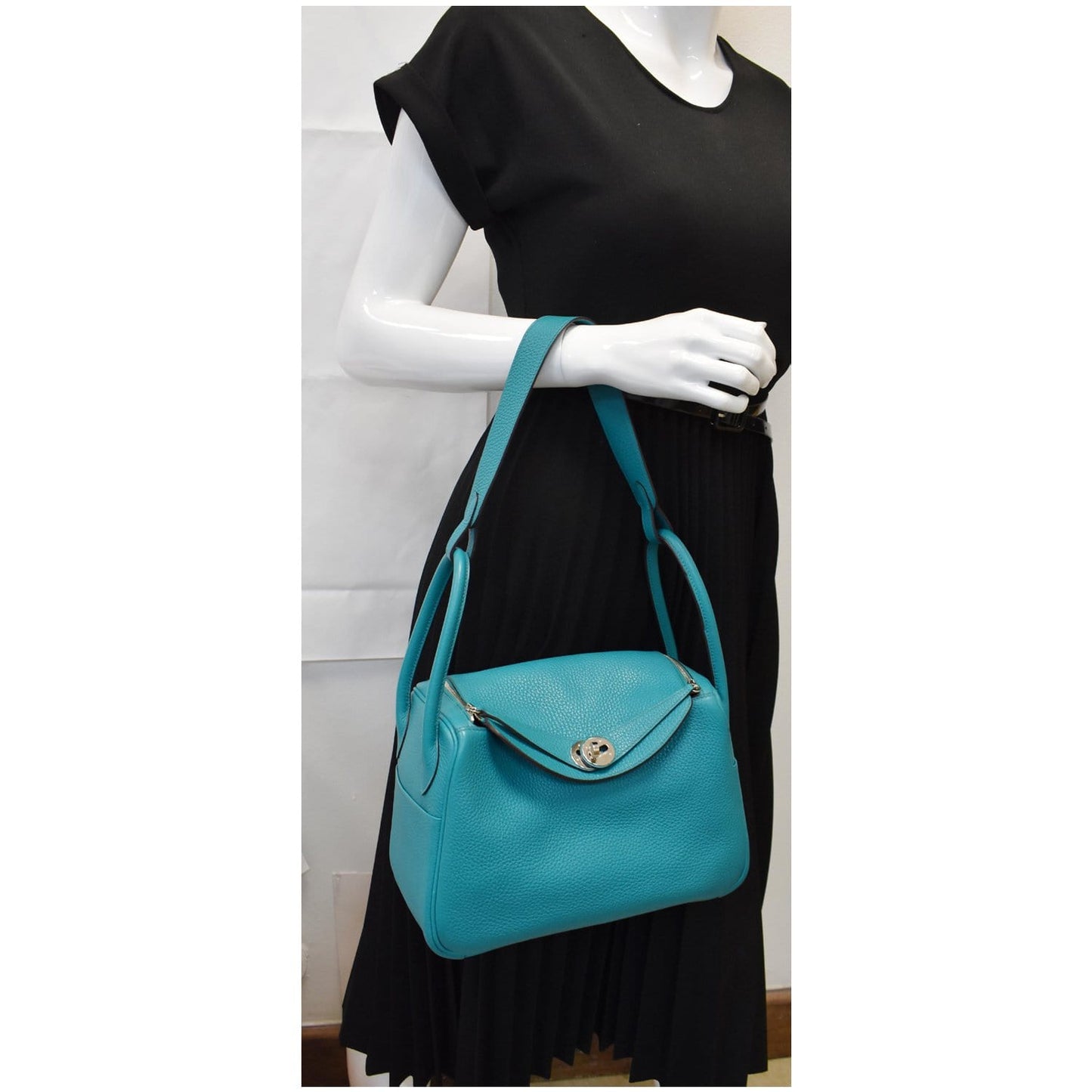 Hermes Lindy Clemence Shoulder Bag Teal Off Leather