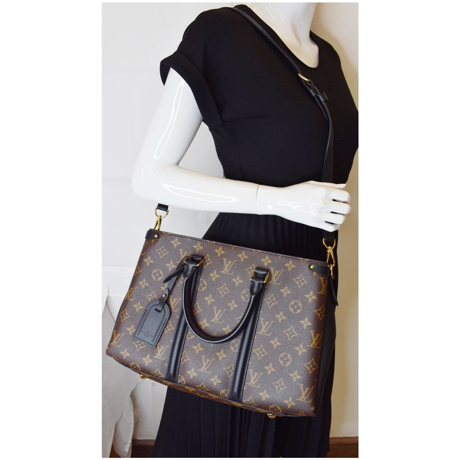 Louis Soufflot Mm Shoulder Bag Canvas Monogram Bag Black
