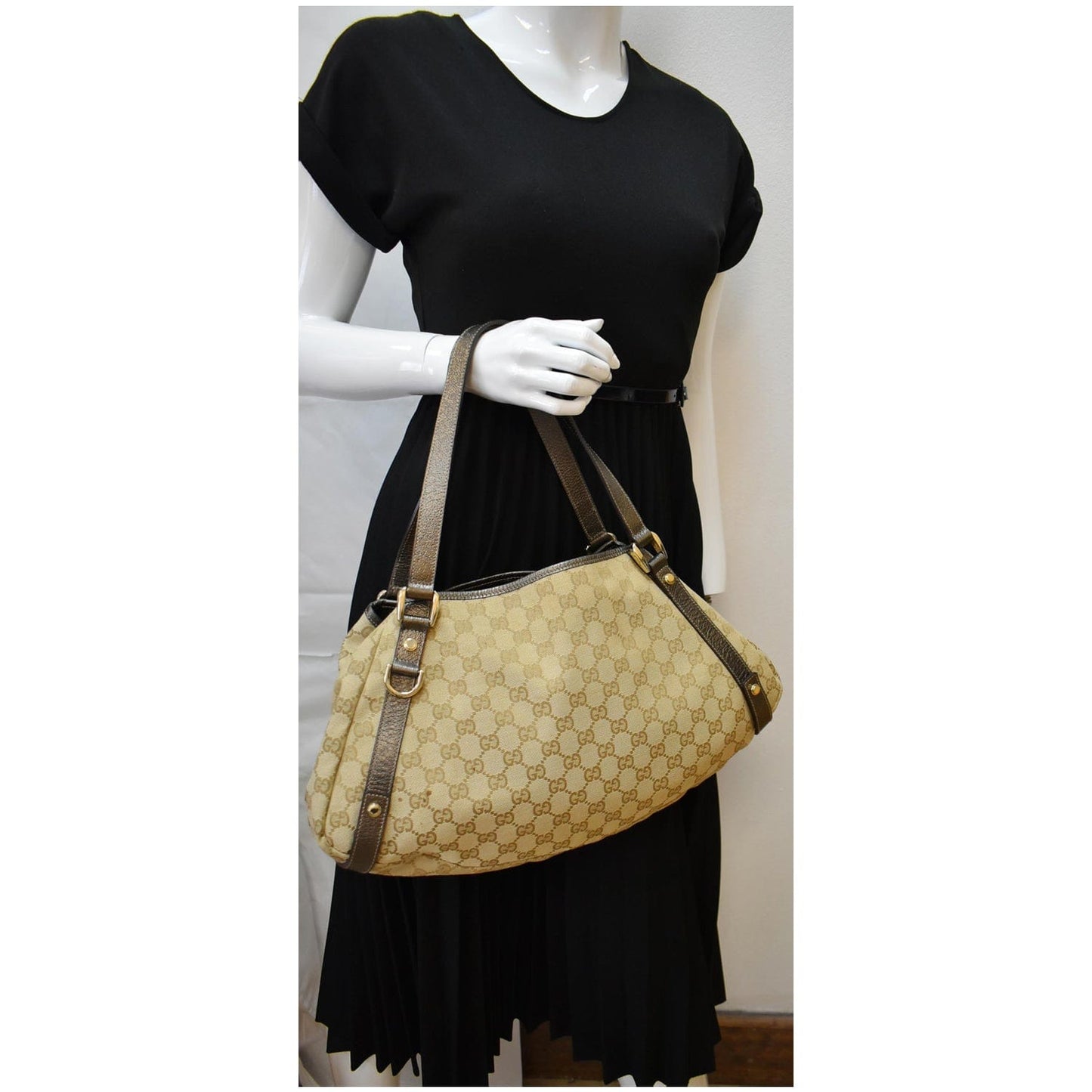 Gucci Abbey Shoulder Bag Canvas Beige