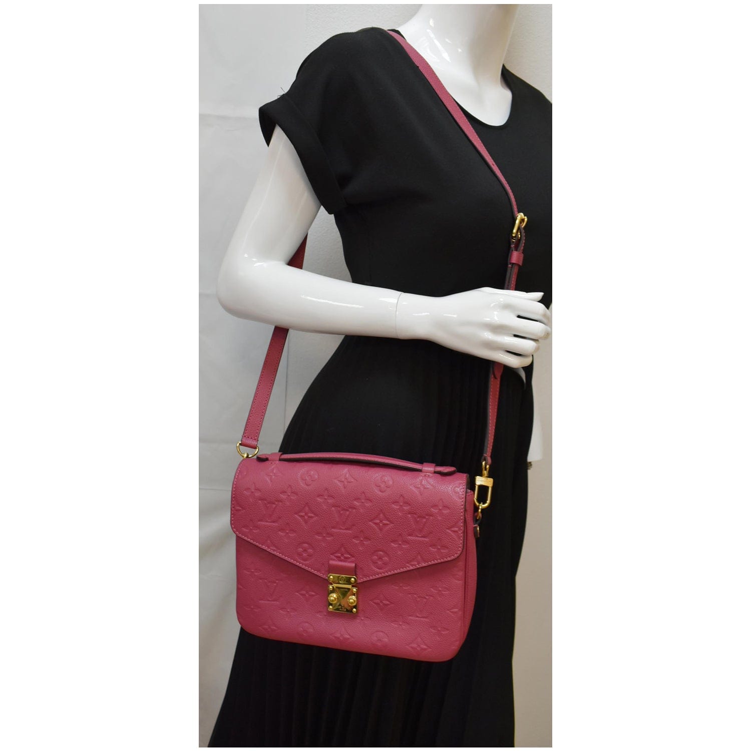 Louis Metis Pochette Empreinte Crossbody Bag Rose Leather
