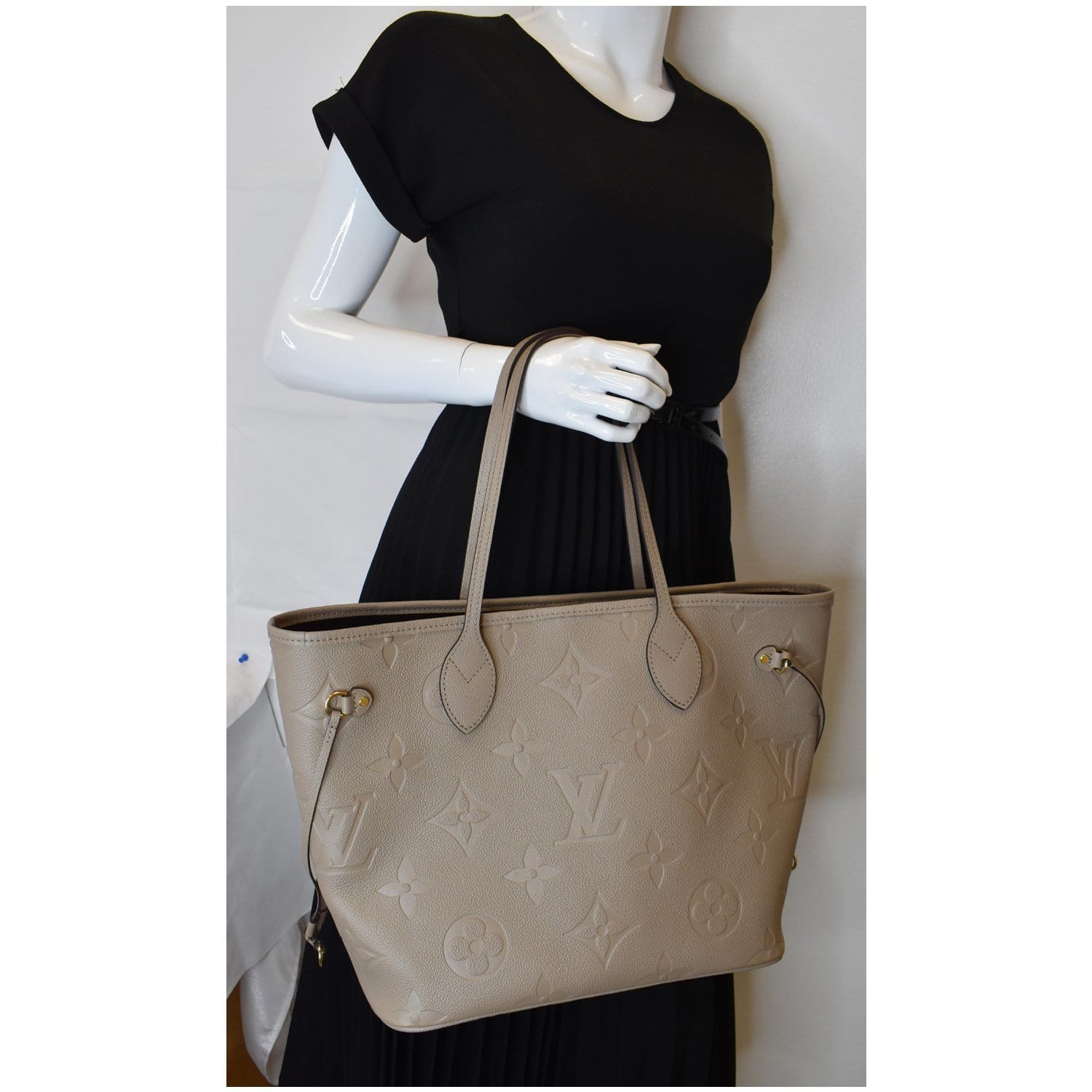 Louis Neverfull Mm Empreinte Tote Bag Monogram Beige