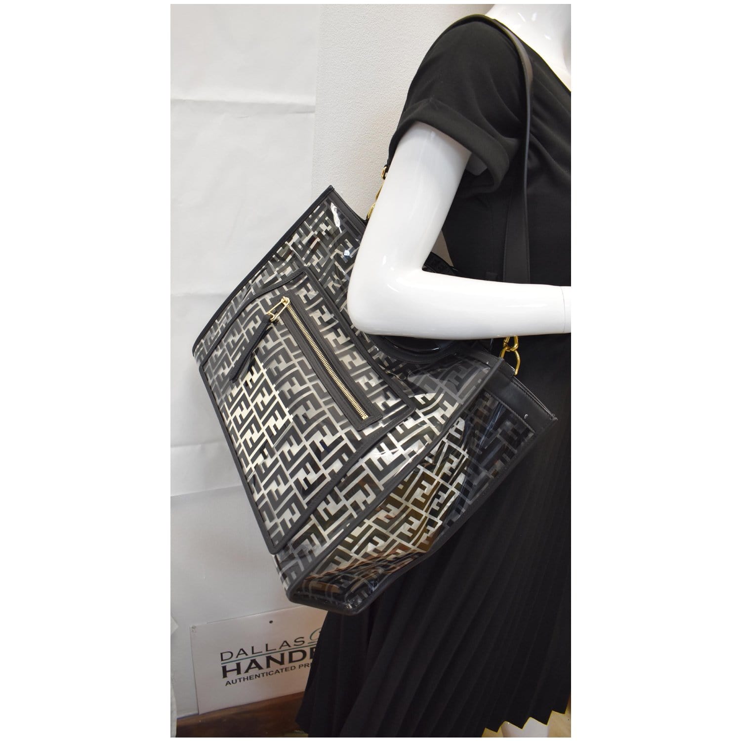 Fendi Runaway Shopper Tpu Ff Tote Bag Leather Black