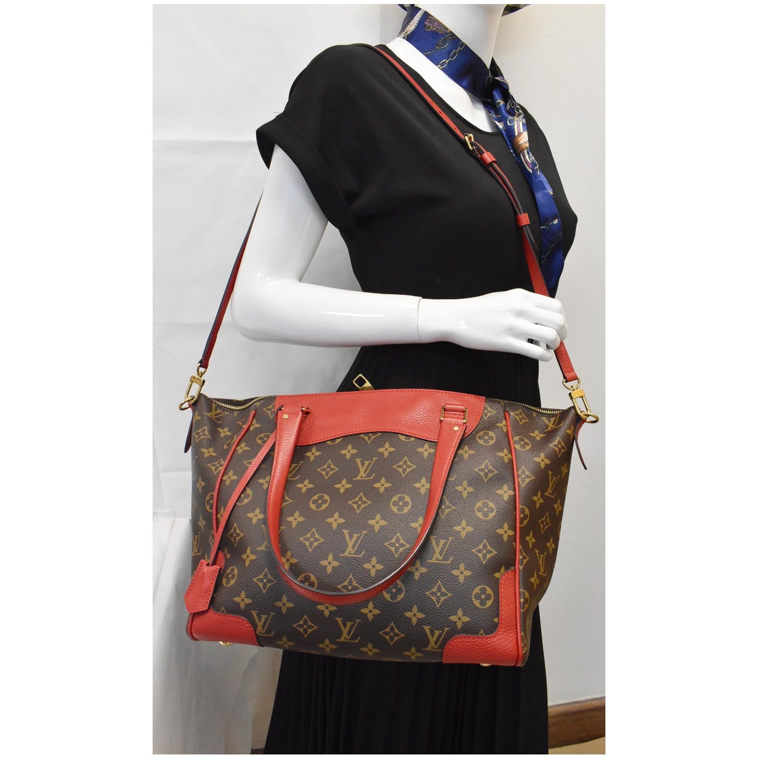 Louis Estrela Nm Shoulder Bag Coquelicot Canvas Monogram
