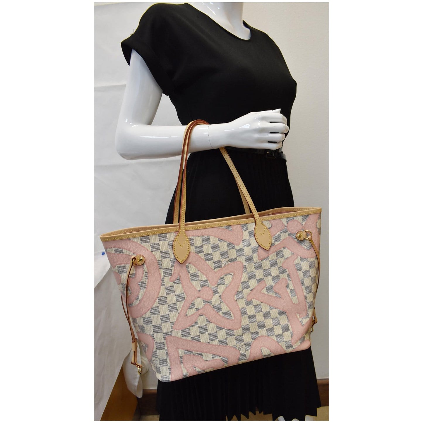 Louis Neverfull Mm Tahitienne Damier Azur Shoulder Pink Shoulder Bag