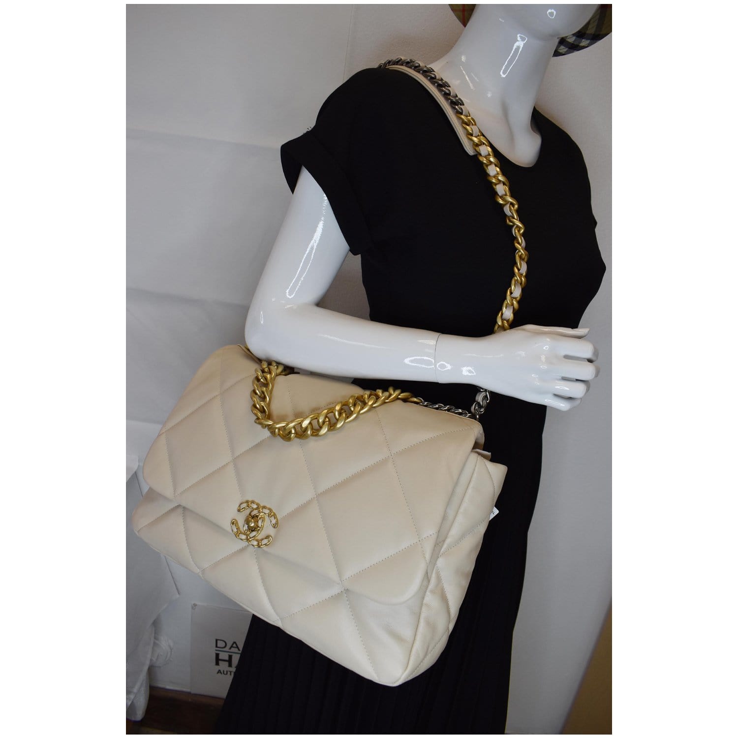 Chanel Maxi Goatskin Shoulder Bag Leather Quilted