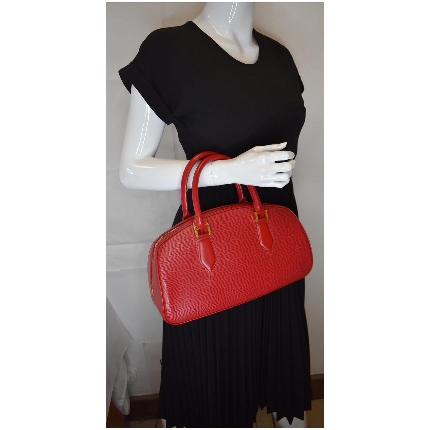 Louis Jasmine Epi Satchel Bag Final Sale Leather Red Travel Bag