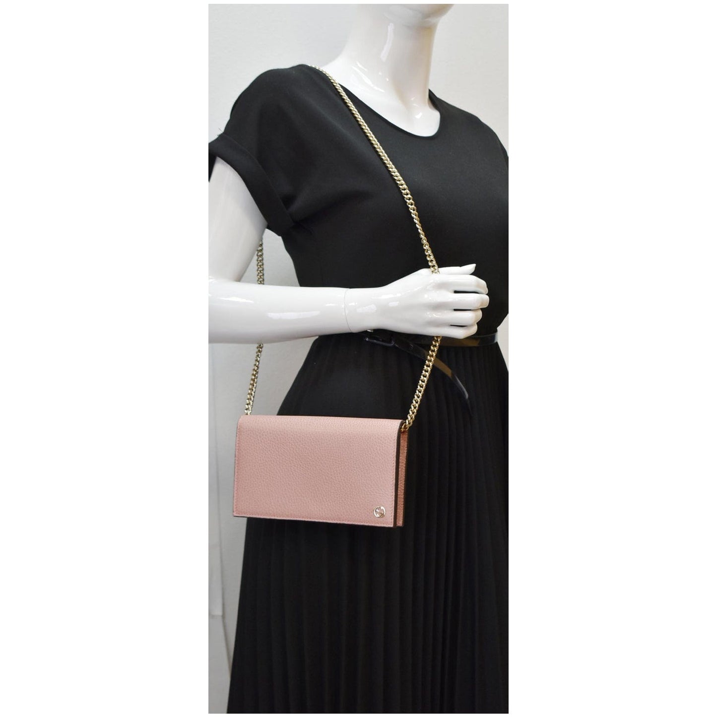 Gucci Wallet Pebbled Clutch Bag Leather Pink