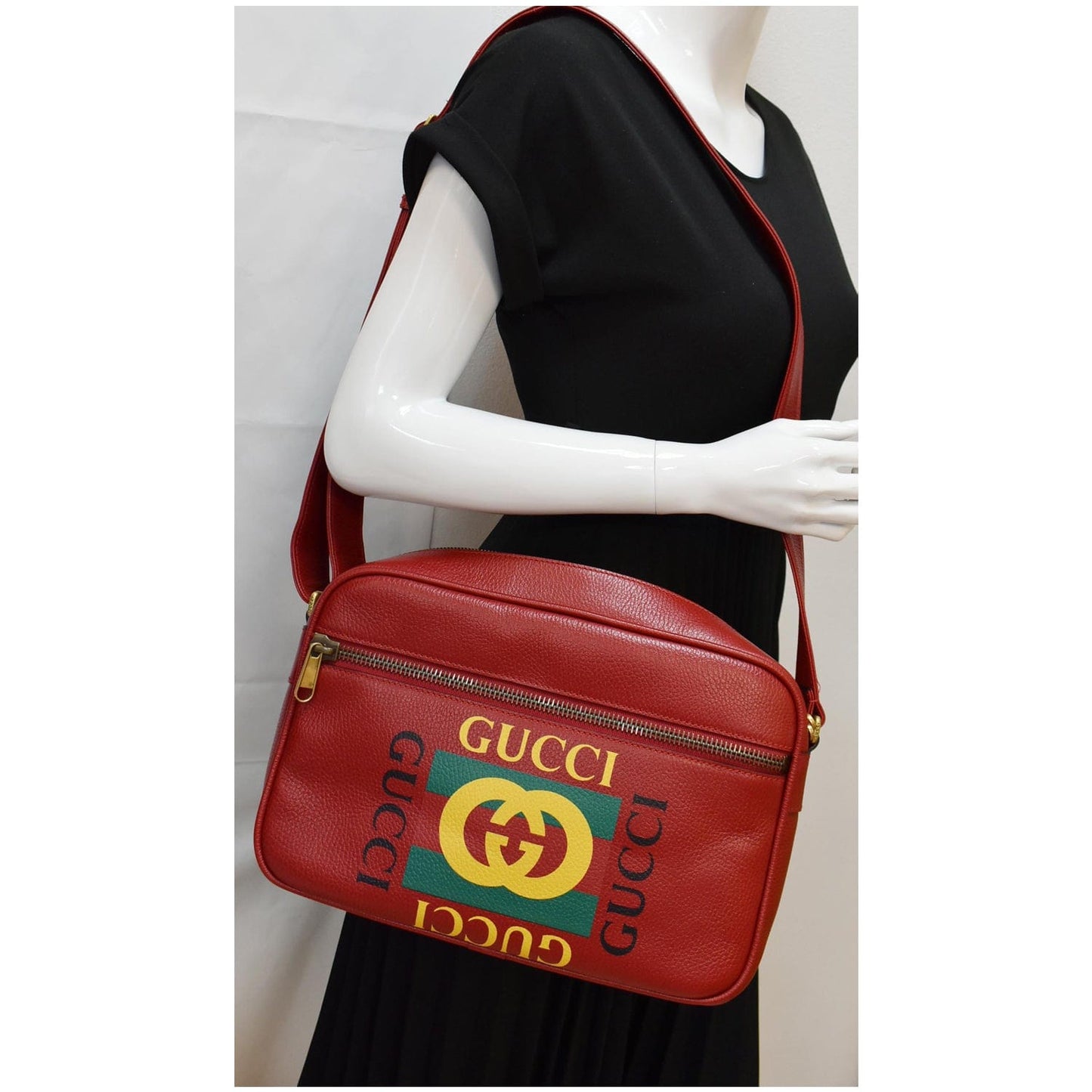 Gucci Pebbled Shoulder Bag Hibiscus Leather Red