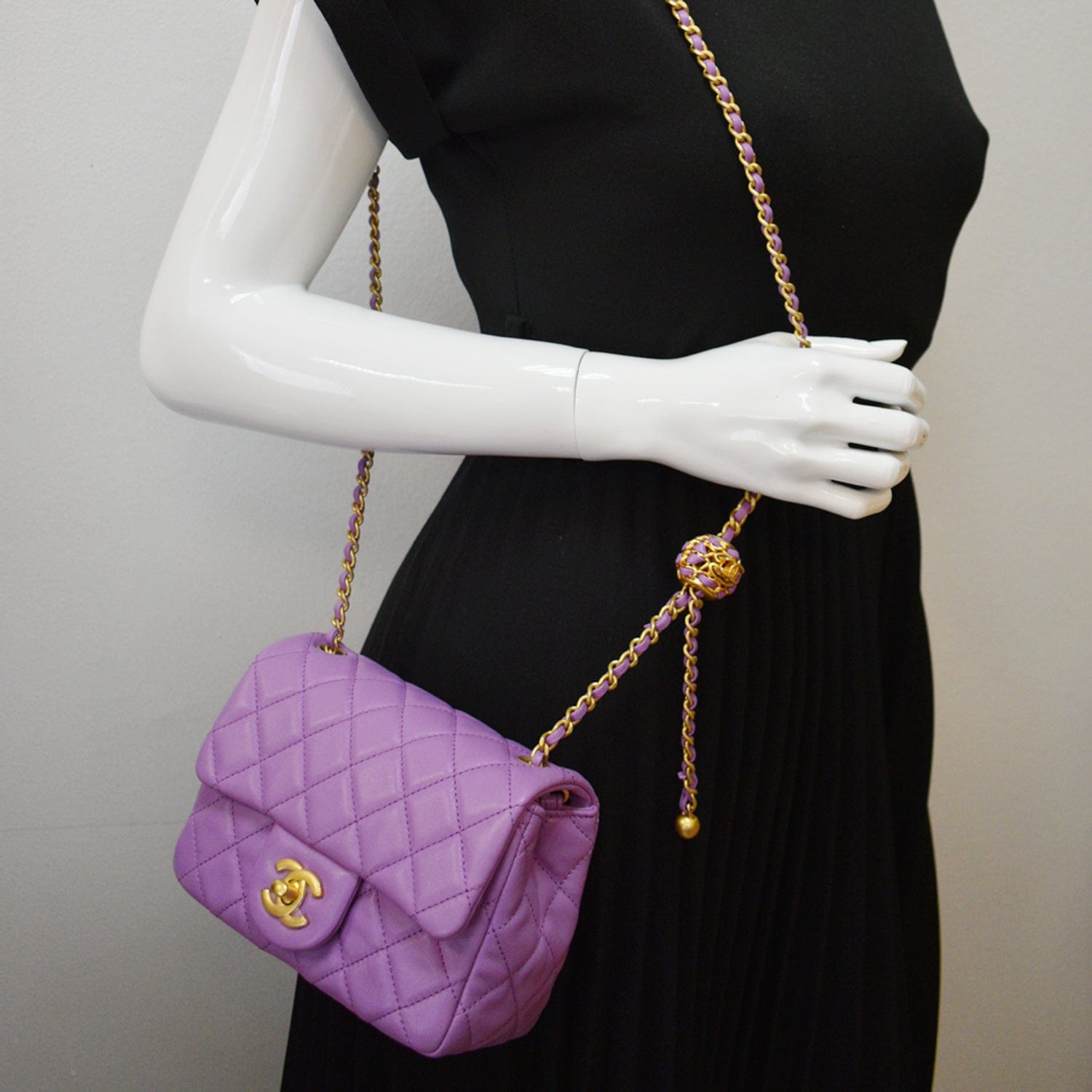 Chanel 22S Pearl Crush Square Crossbody Bag Purple Leather Mini