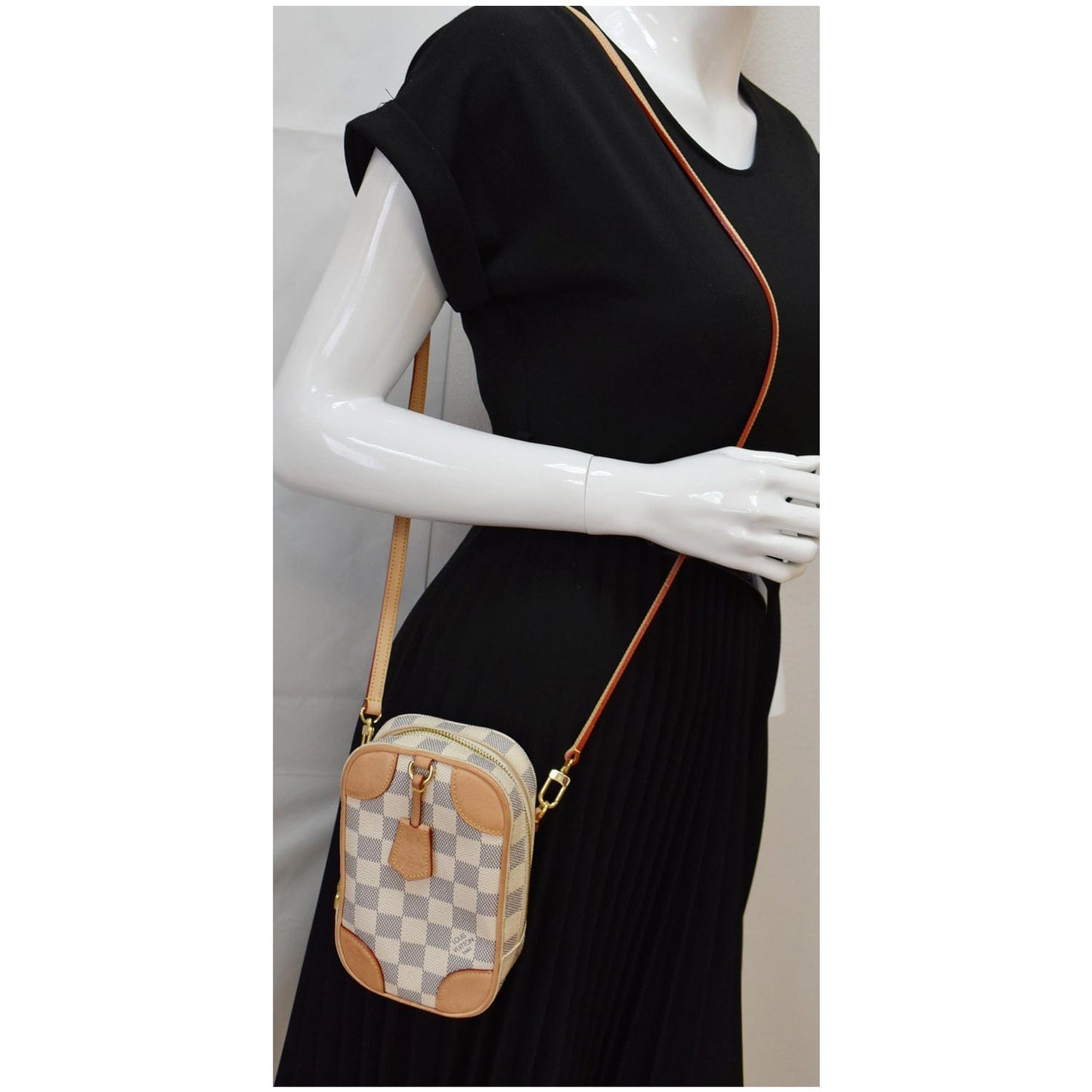 Louis Neokapi Damier Azur Shoulder Bag White Crossbody Bag