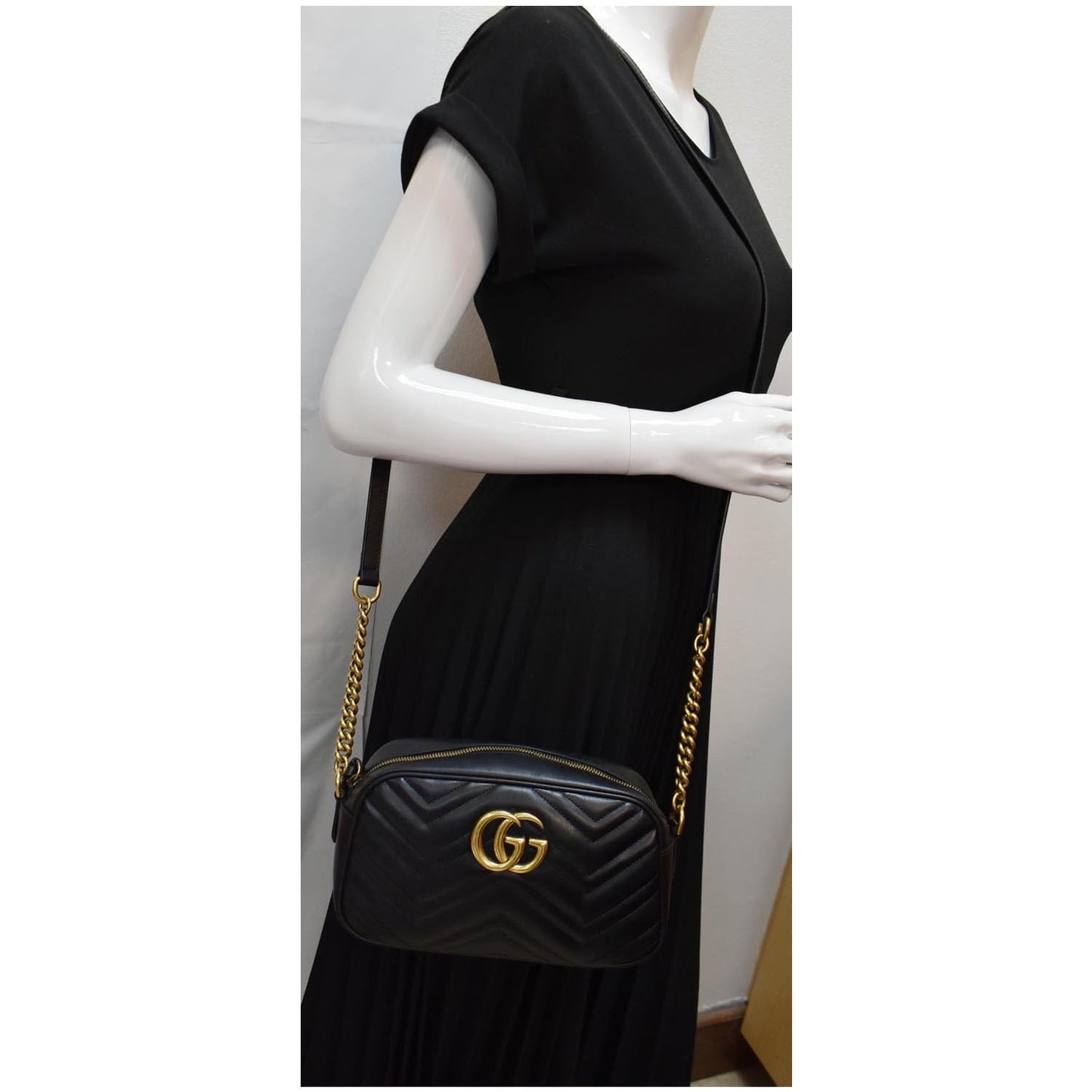 Gucci Marmont Small Crossbody Bag Leather Matelasse