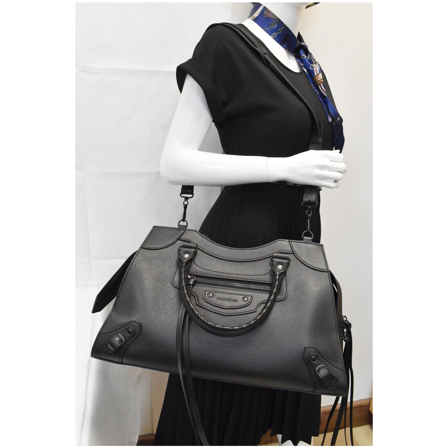 Balenciaga Neo Classic City Top Handle Bag Leather Black Shoulder Bag