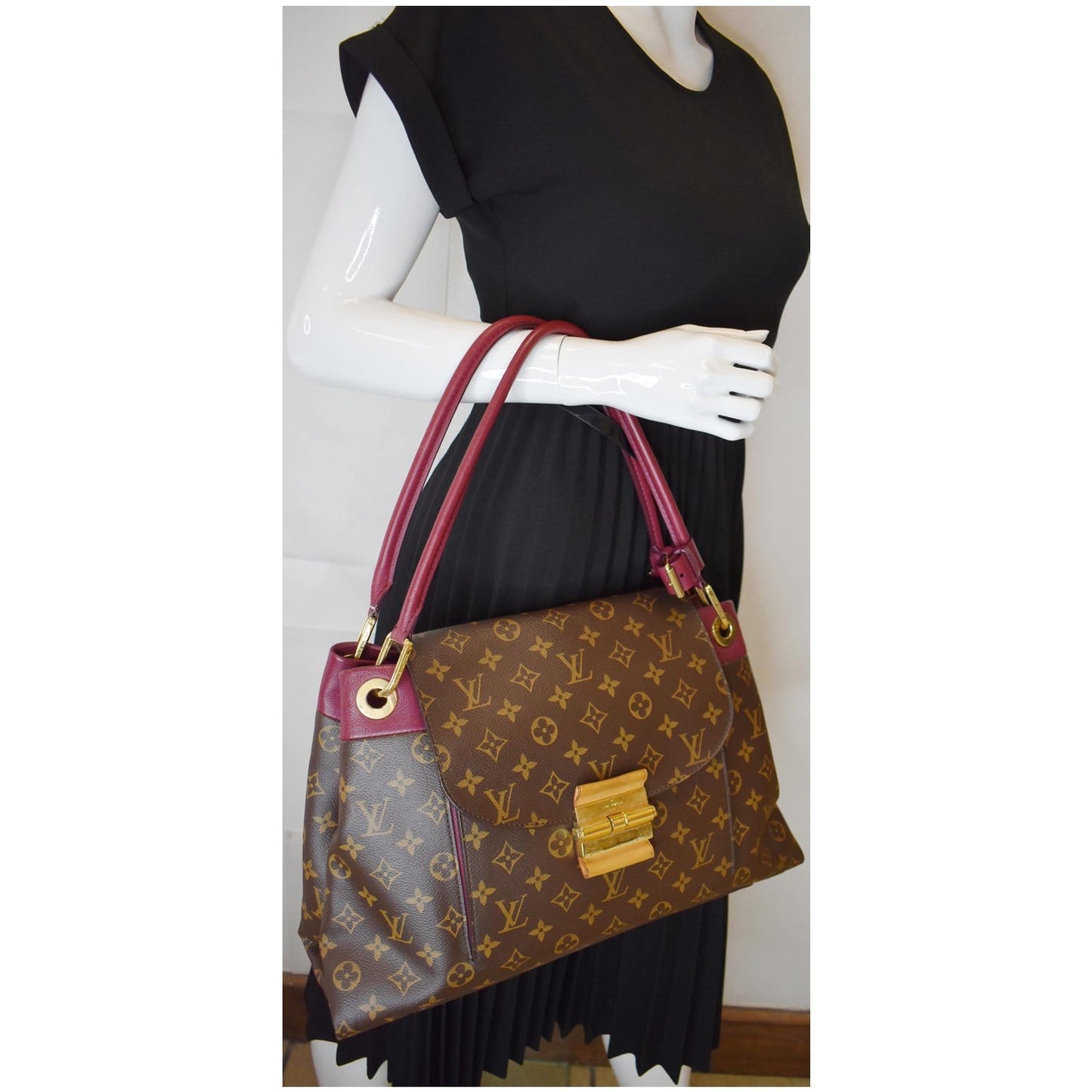 Louis Olympe Satchel Shoulder Bag Aurore Canvas Monogram