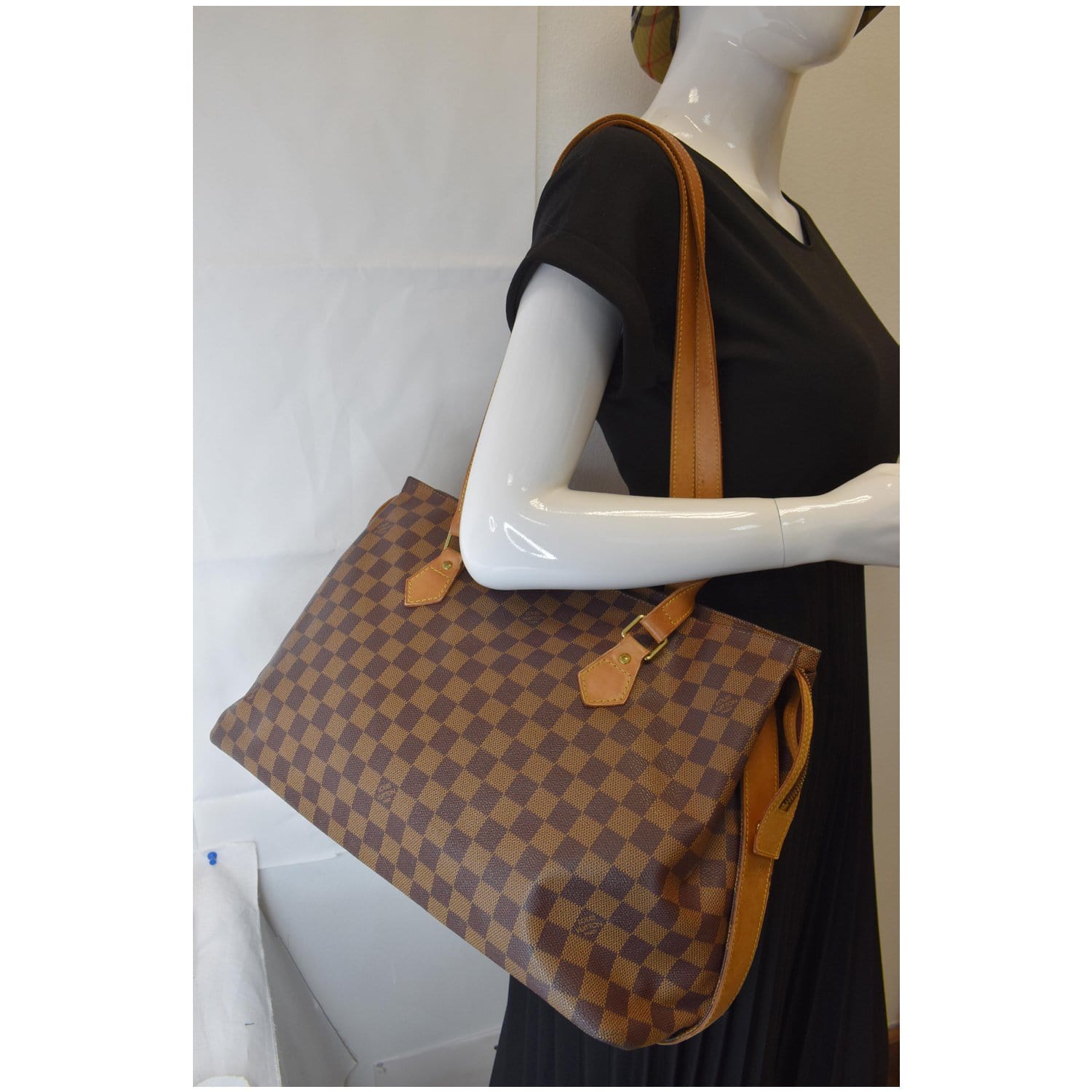 Louis Chelsea Damier Ebene Shoulder Bag Brown