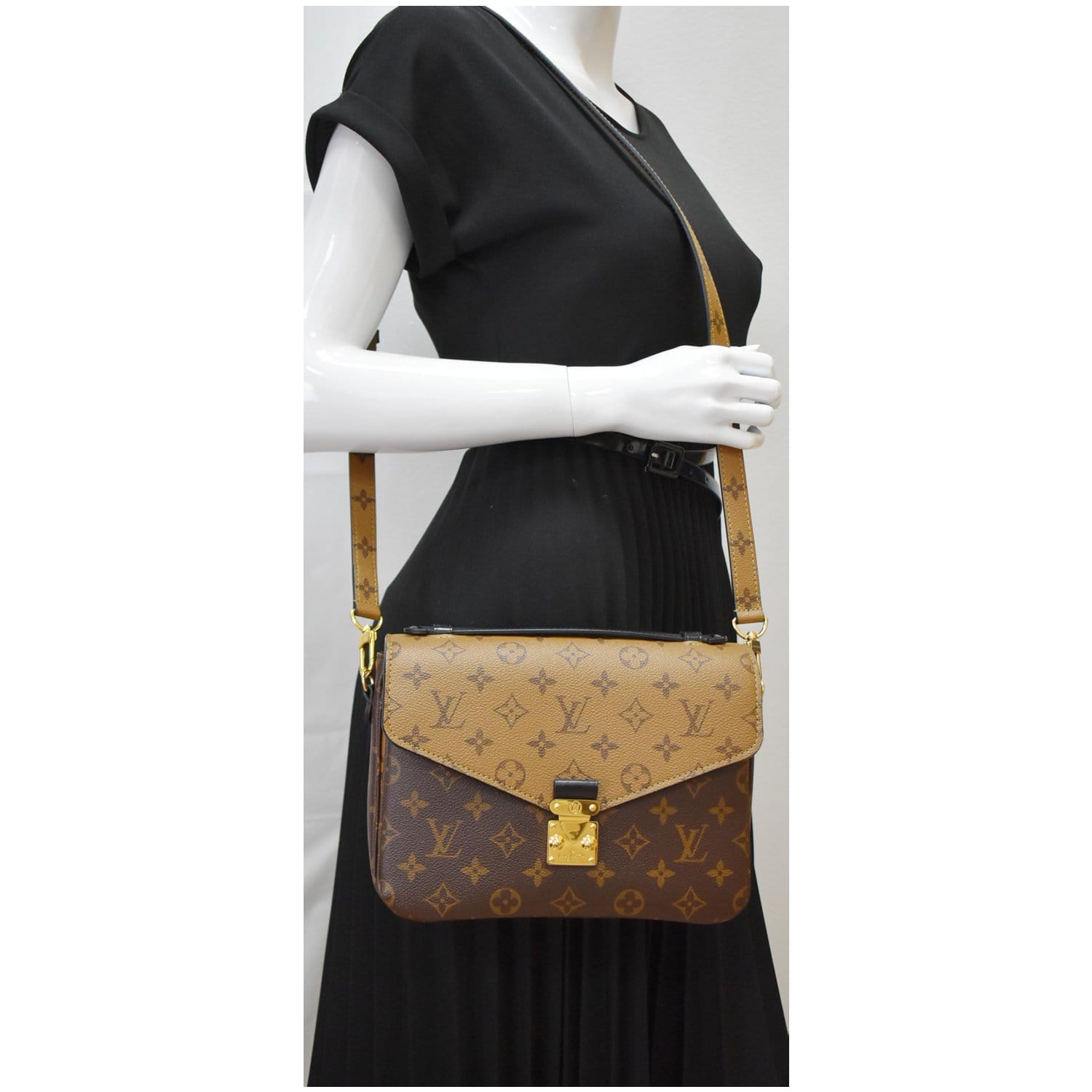 Louis Metis Pochette Reverse Crossbody Bag Canvas Monogram