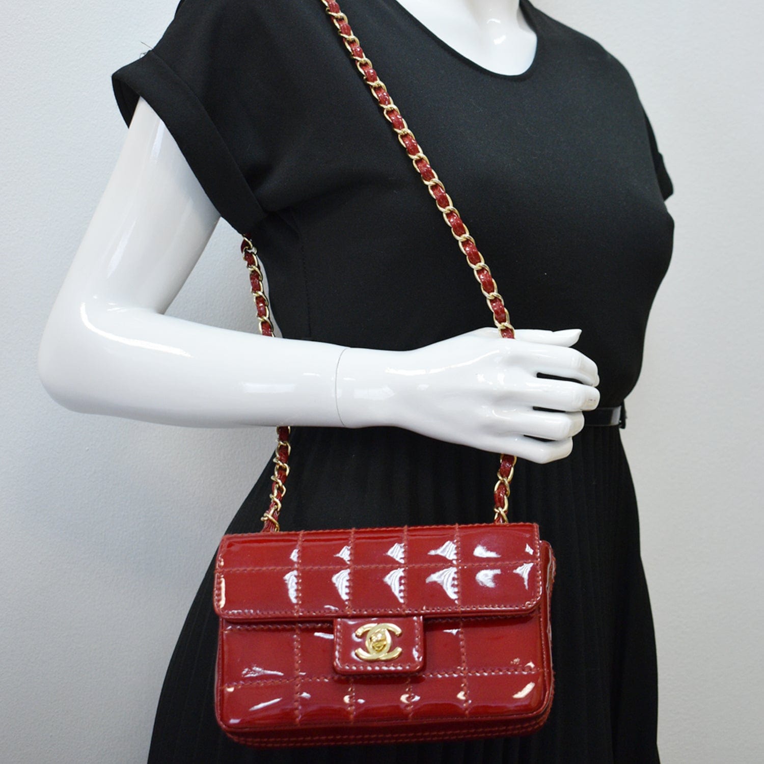 Chanel Chocolate Bar New Rep Flap Shoulder Bag Leather Red