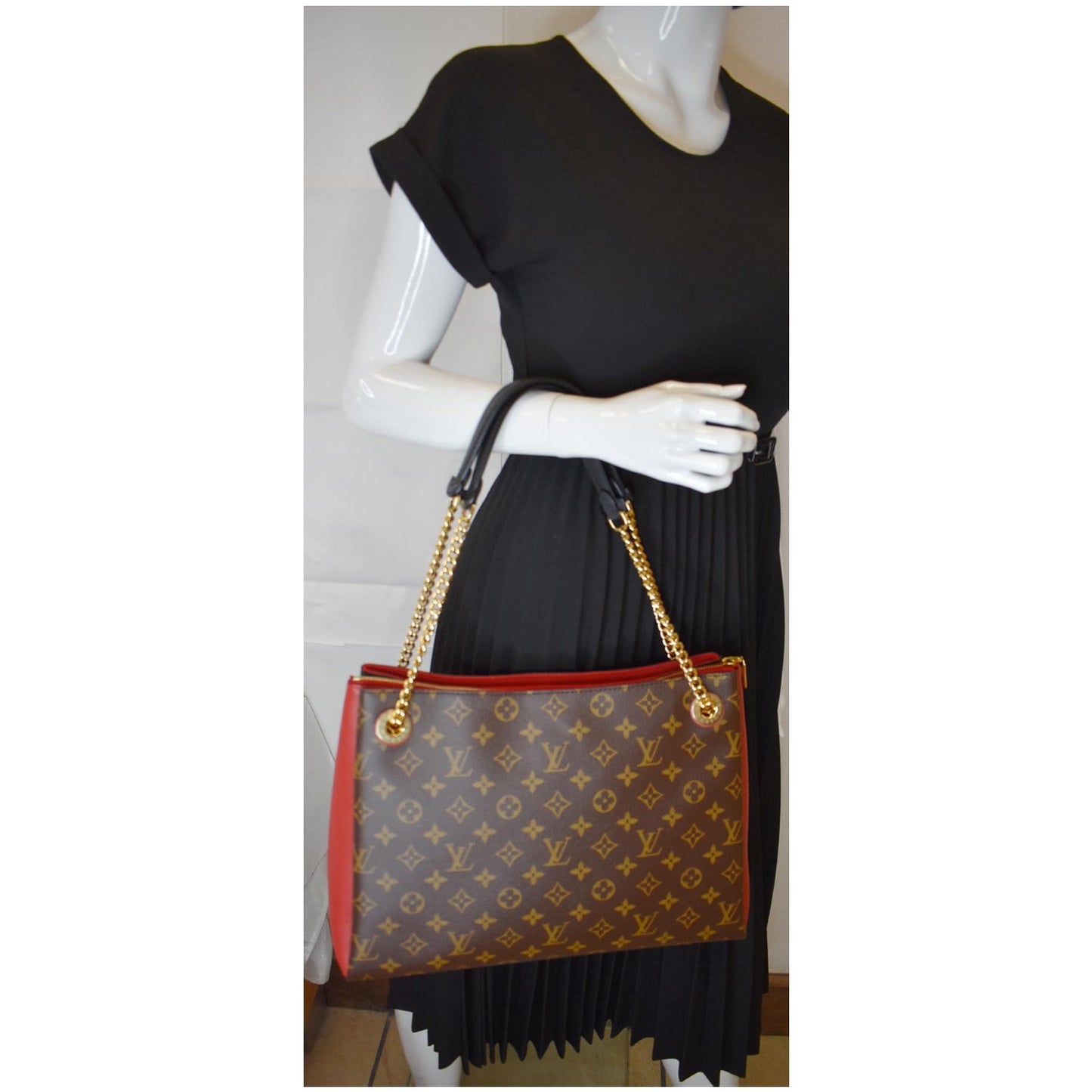 Louis Surene Mm Shoulder Bag Cerise Canvas Monogram