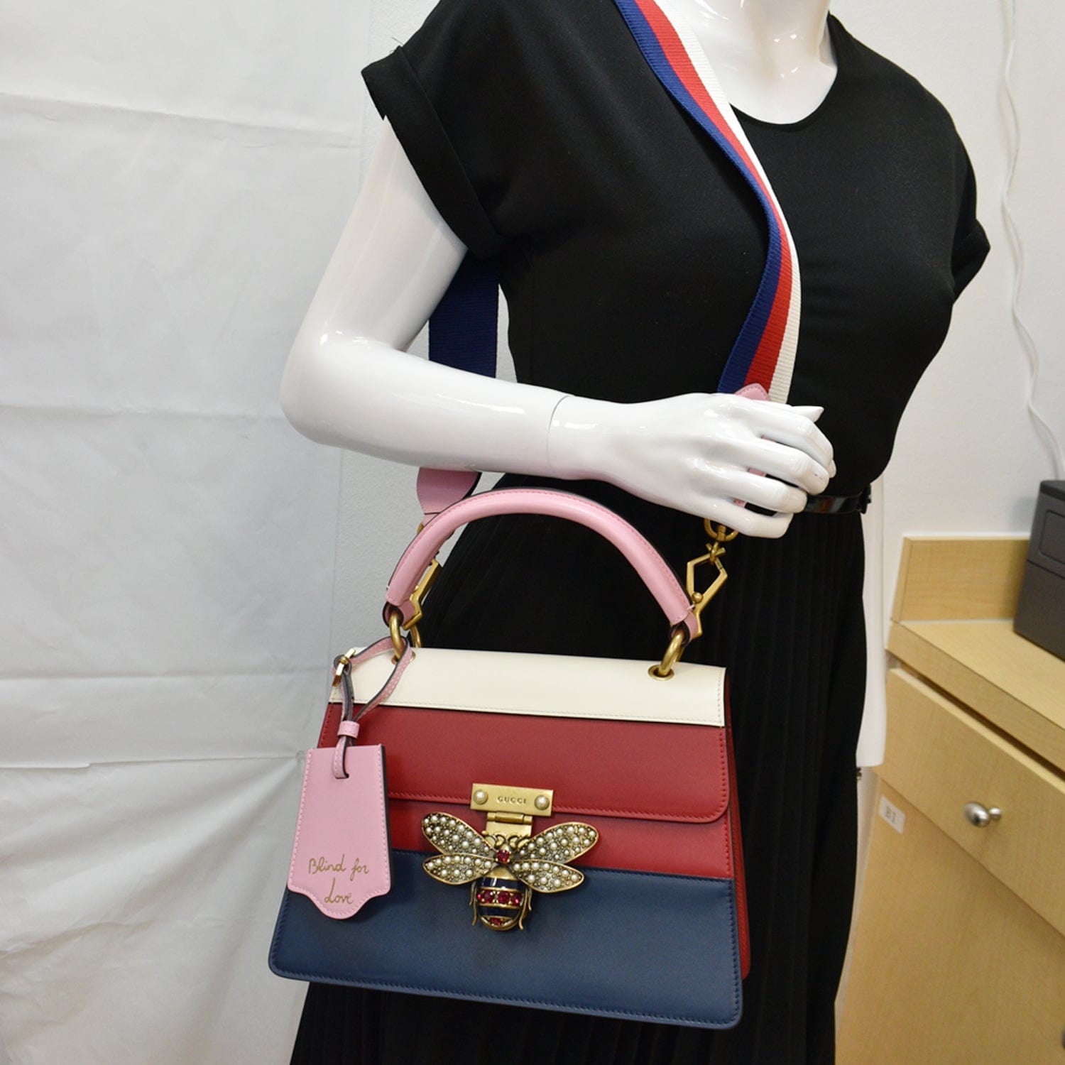 Gucci Queen Margaret Bee Blind For Love Shoulder Leather Shoulder Bag