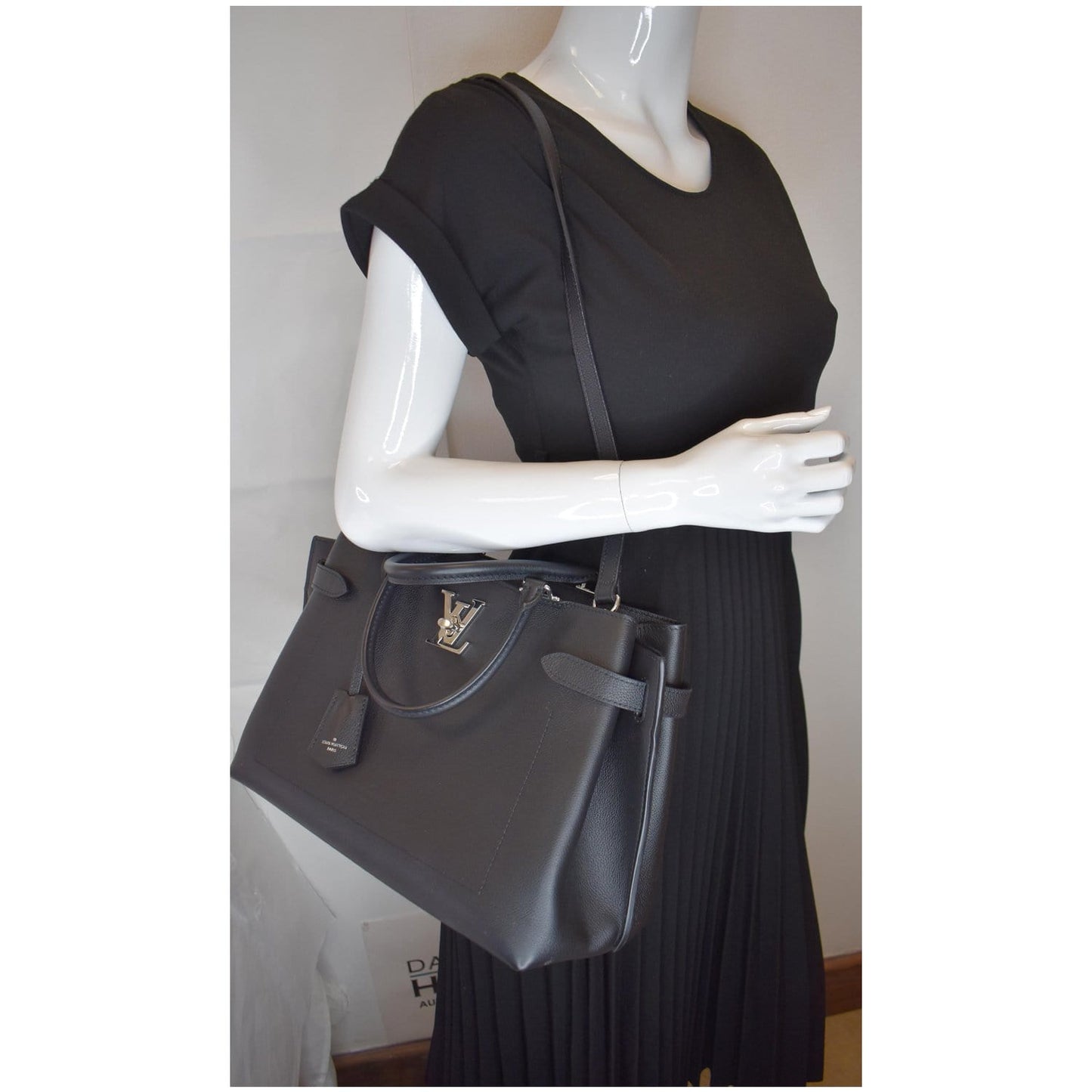 Louis Lockme Day Grained Calf 2Way Shoulder Black Shoulder Bag