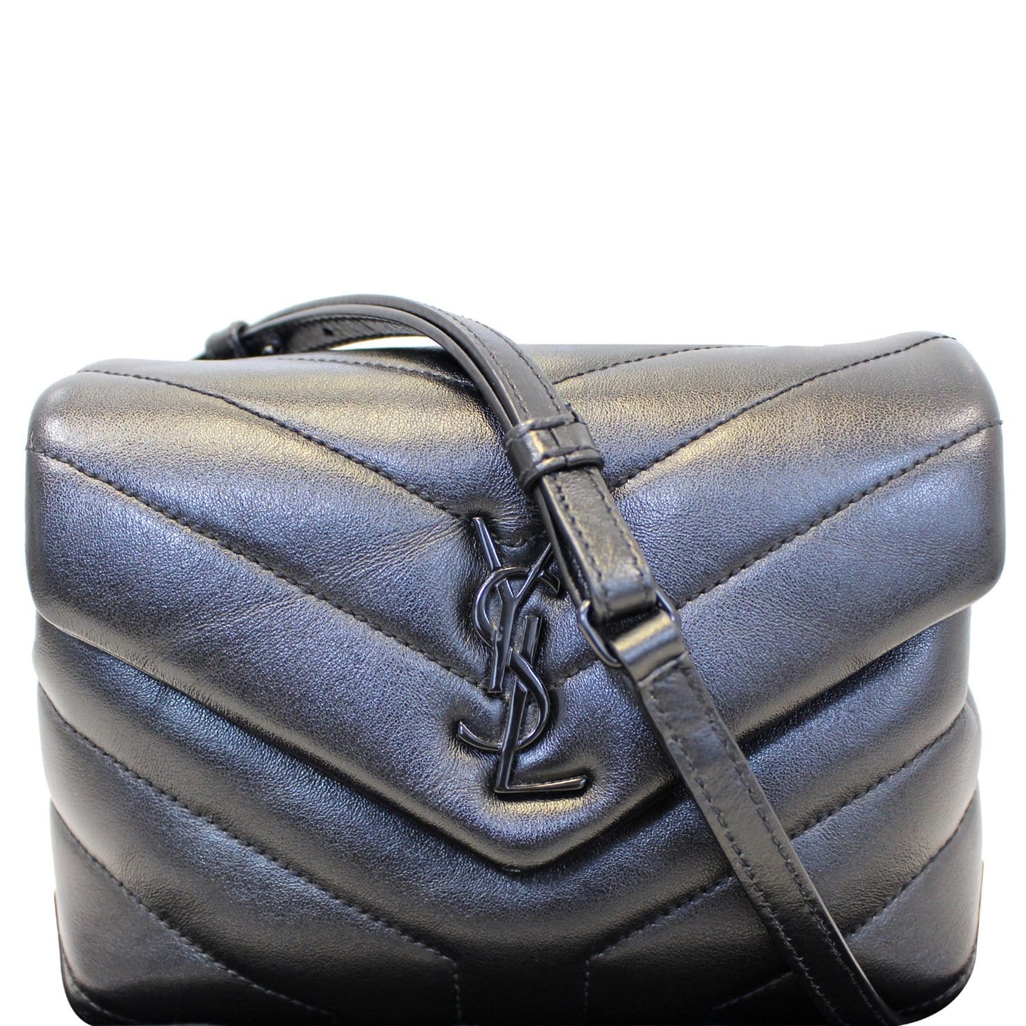 YSL Saint Laurent Saint Loulou Calfskin Shoulder Bag Matelasse Monogram Black Dd6680