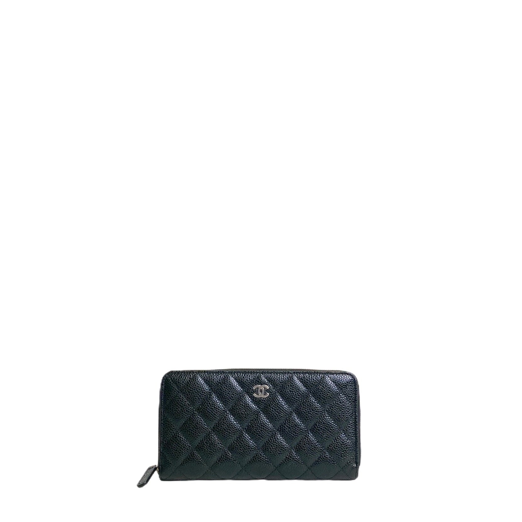 Chanel Zippy Wallet Handbag