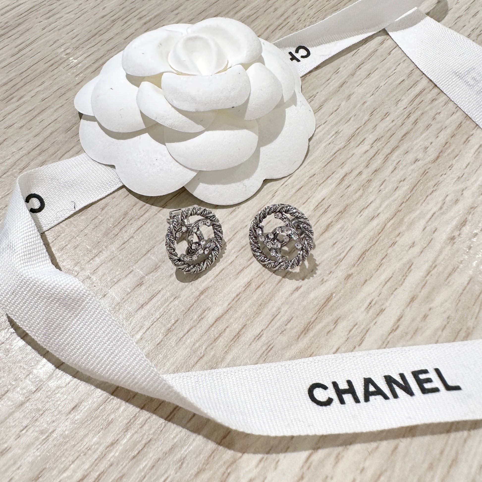 Chanel   earrings