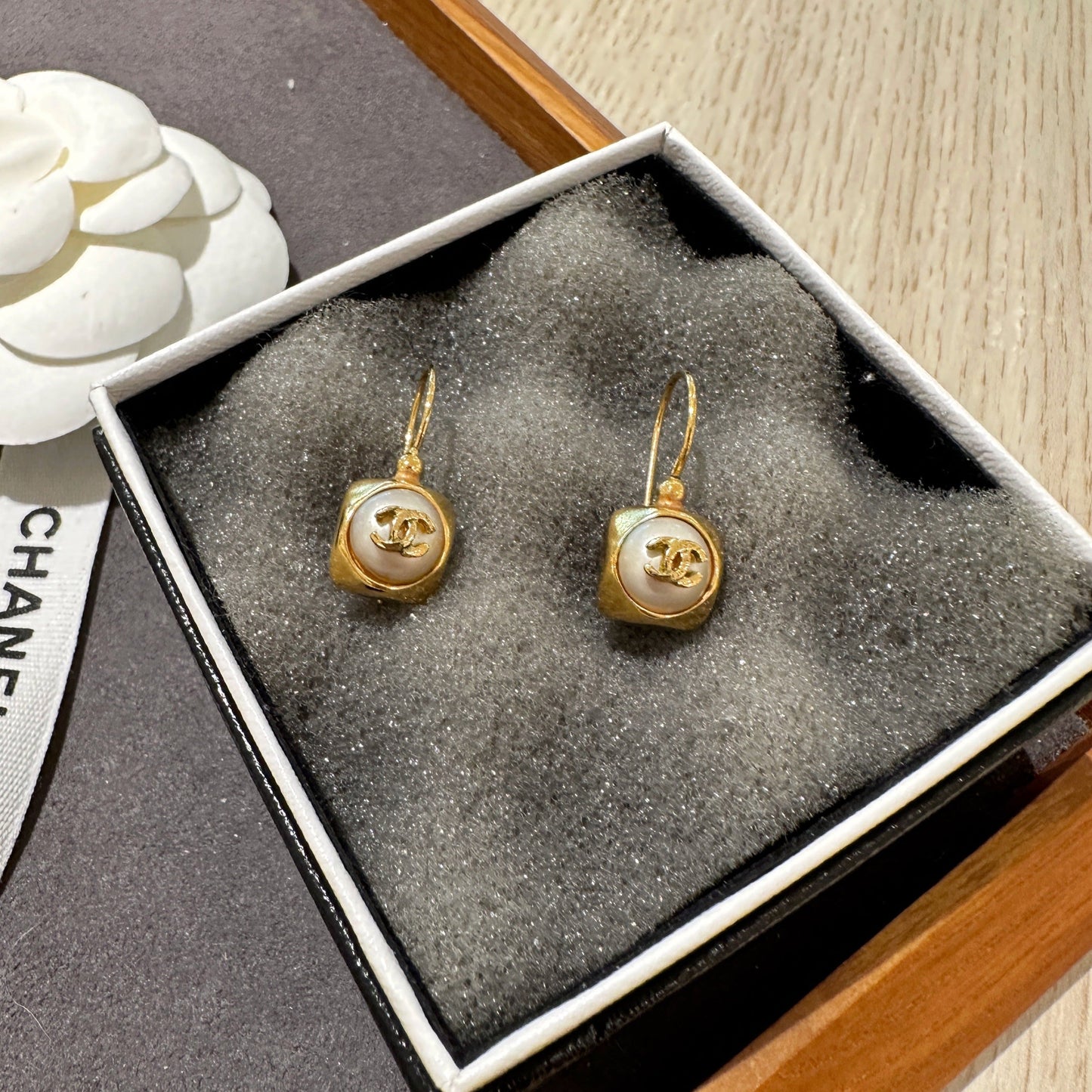 Chanel   earrings