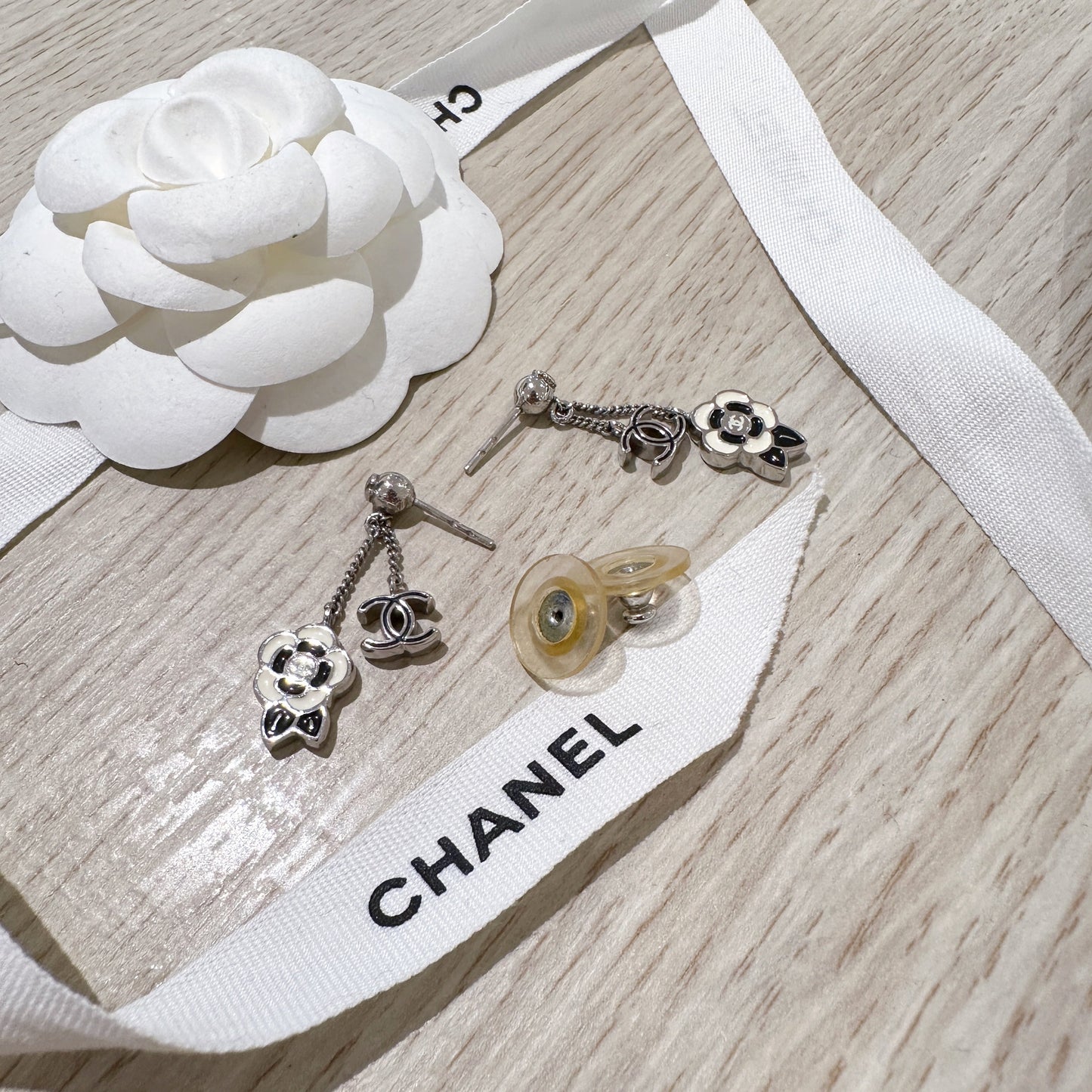 Chanel   earrings