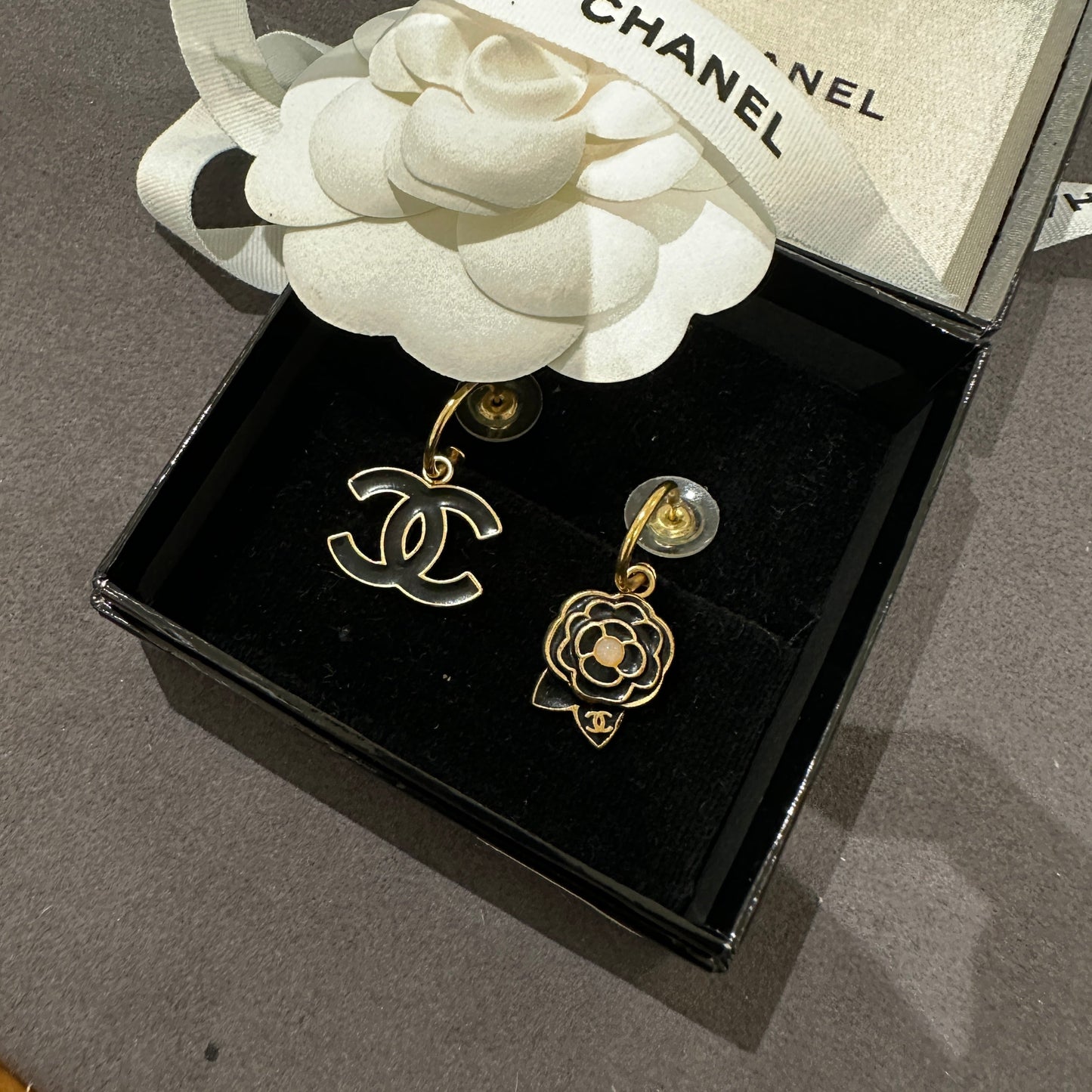 Chanel   earrings