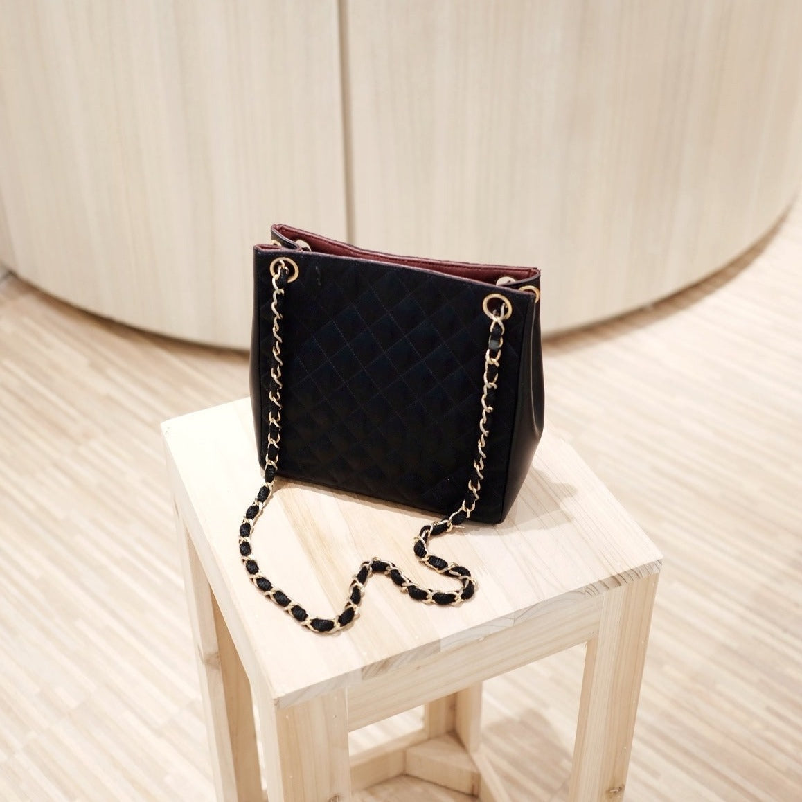 Chanel   shoulder bag