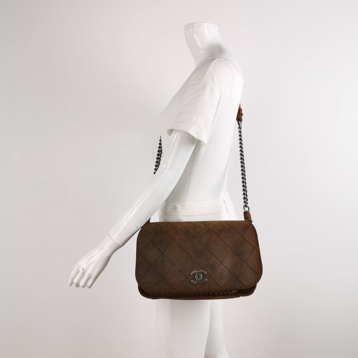 Chanel Paris-Edingburgh Highlander Messenger Quilted Distressed Suede Leather Messenger Bag