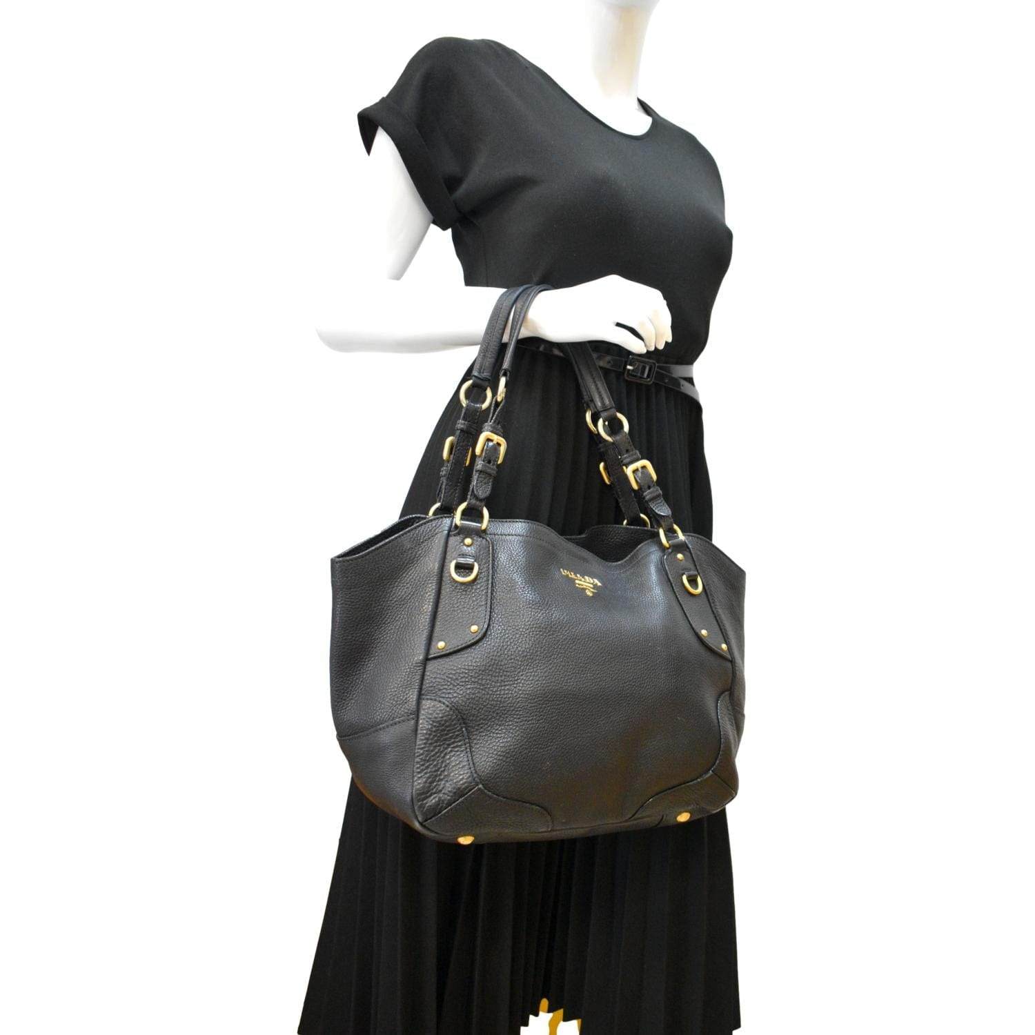 Vitello Daino Pebbled Tote Bag Leather Black