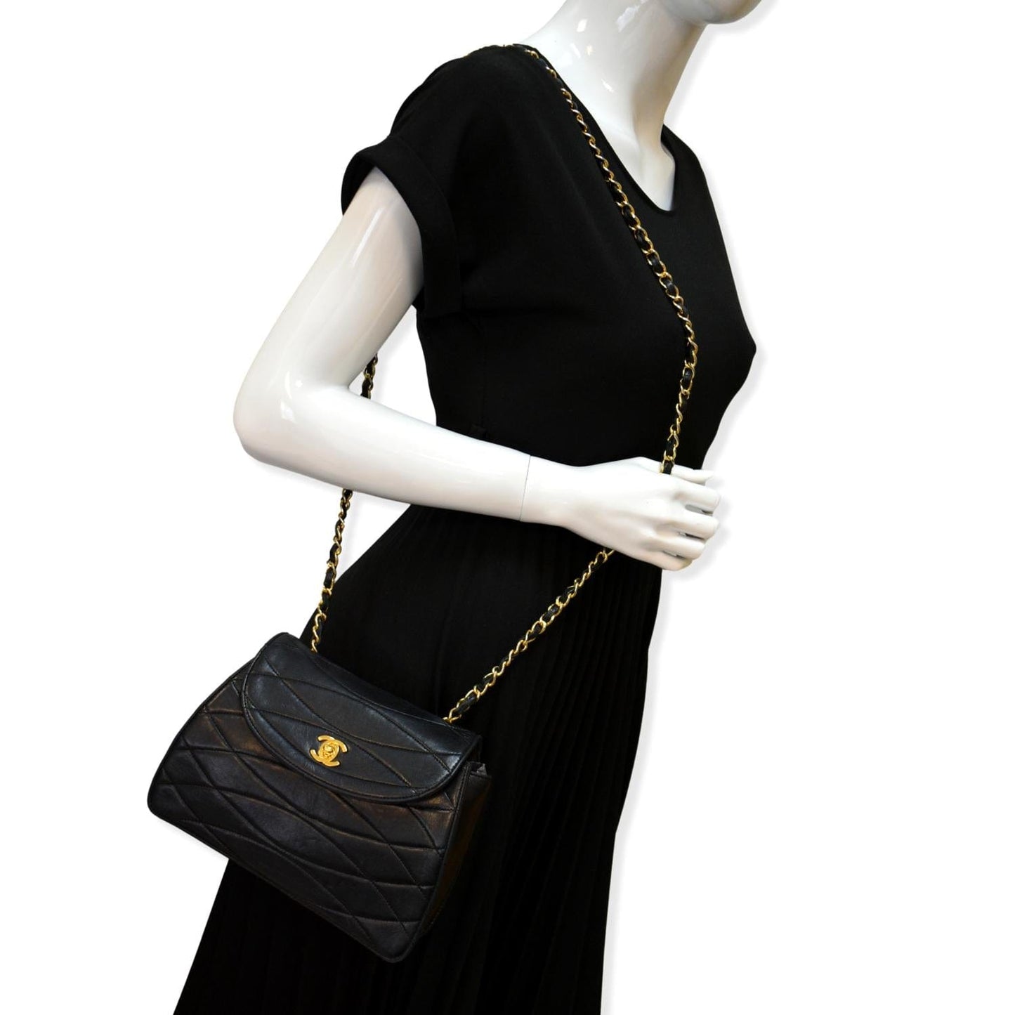 Chanel Rare Wave GHW CC Flap Lambskin Black Travel Bag