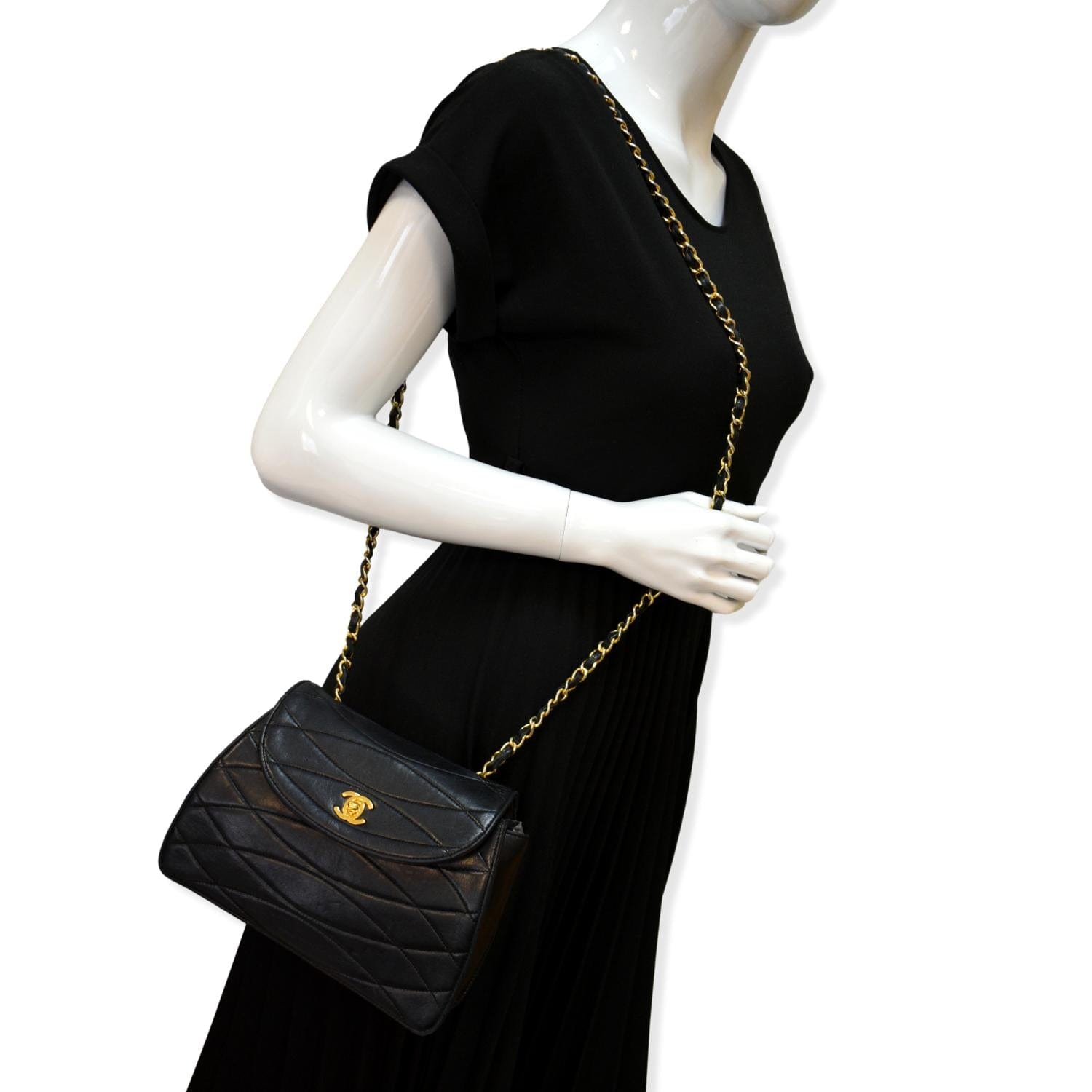 Chanel Rare Wave GHW CC Flap Lambskin Black Travel Bag