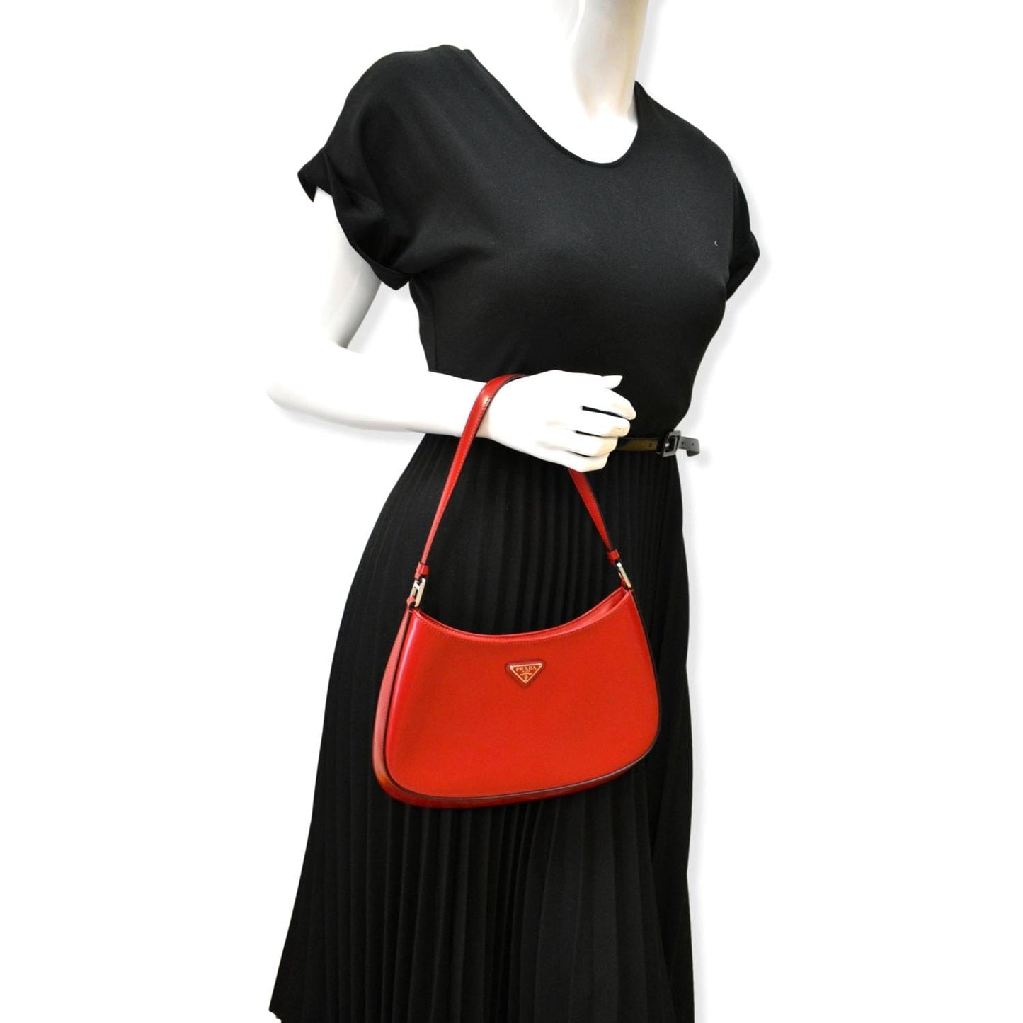 Cleo Brushed Shoulder Bag Scarlet Leather
