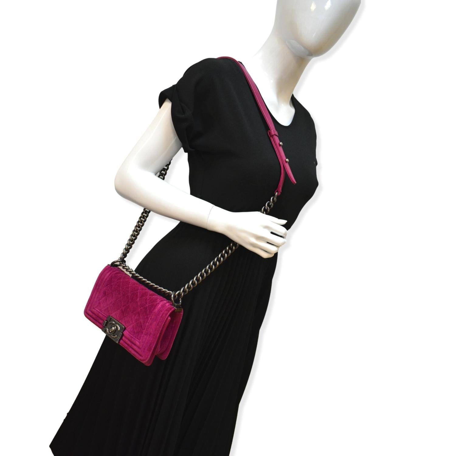 Louis Vuitton CHANEL Boy CC Velvet Fuchsia Travel Bag