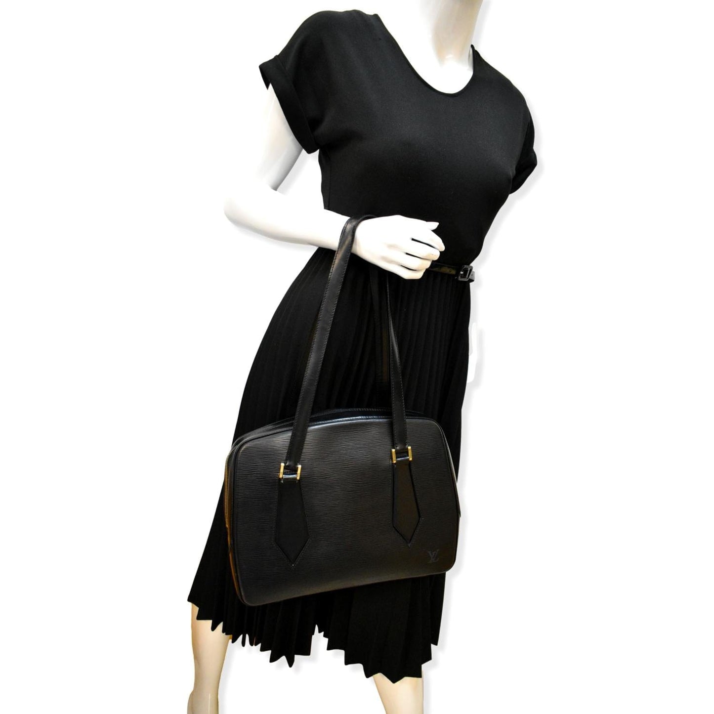 Louis Voltaire Epi Shoulder Bag Leather Black