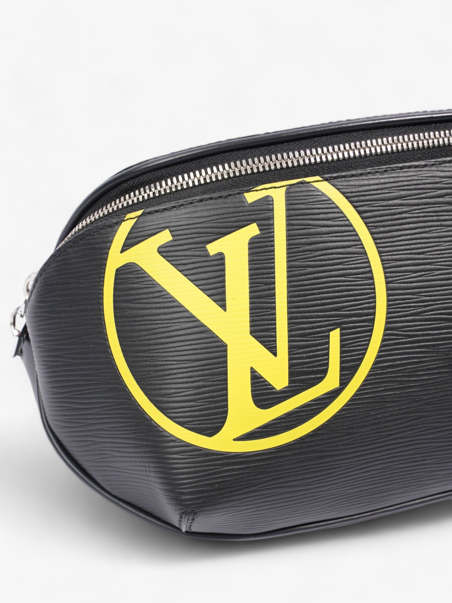 Louis Vuitton Circle Logo Bumbag Epi Leather Black Handbag