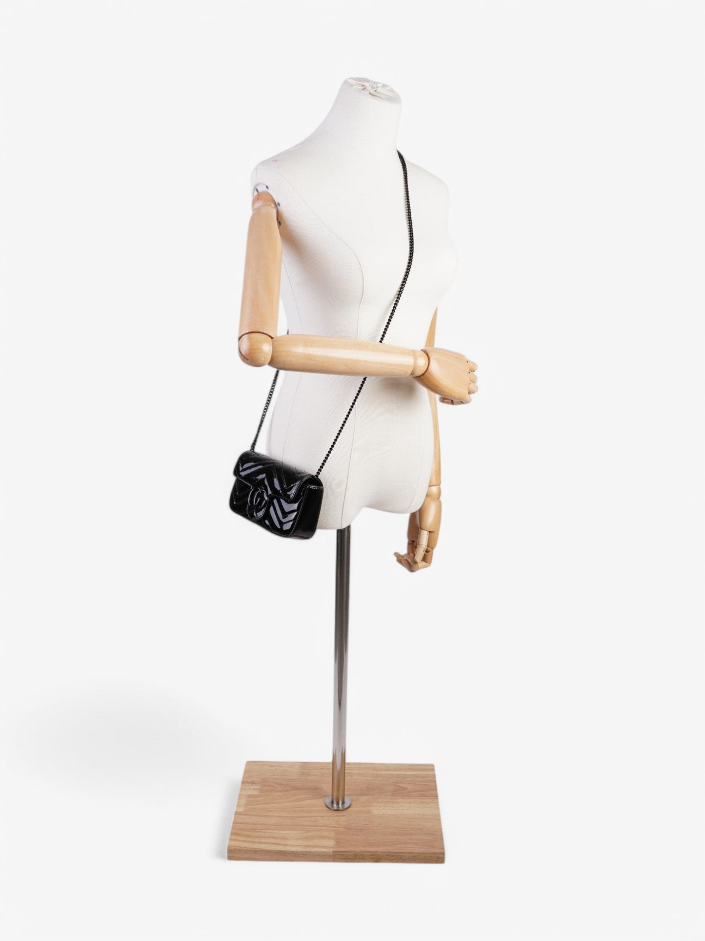 Gucci Marmont Patent Super Crossbody Bag Leather Black Mini 1