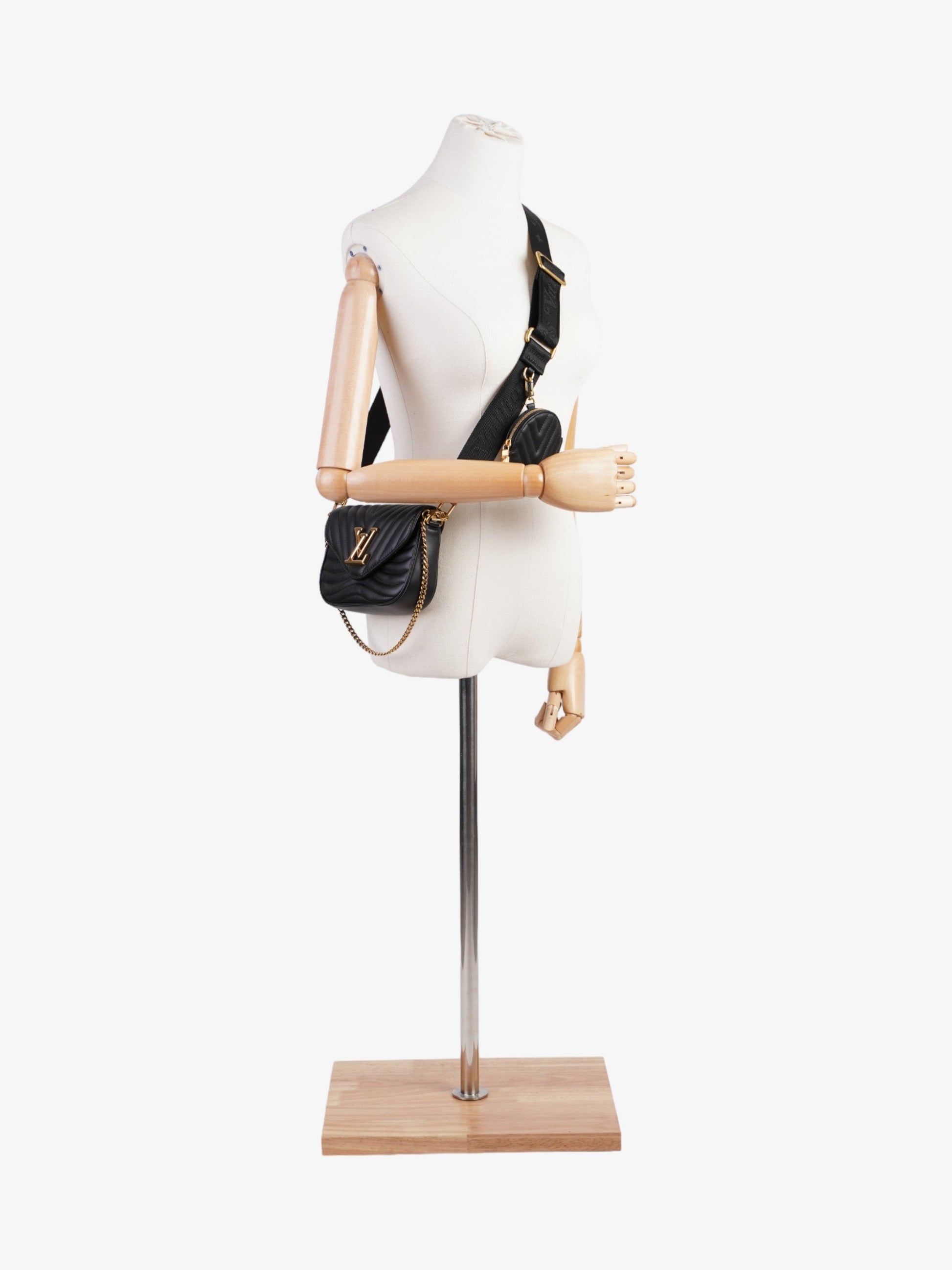 Louis Vuitton New Wave Multi-Pochette Leather Black Clutch Bag