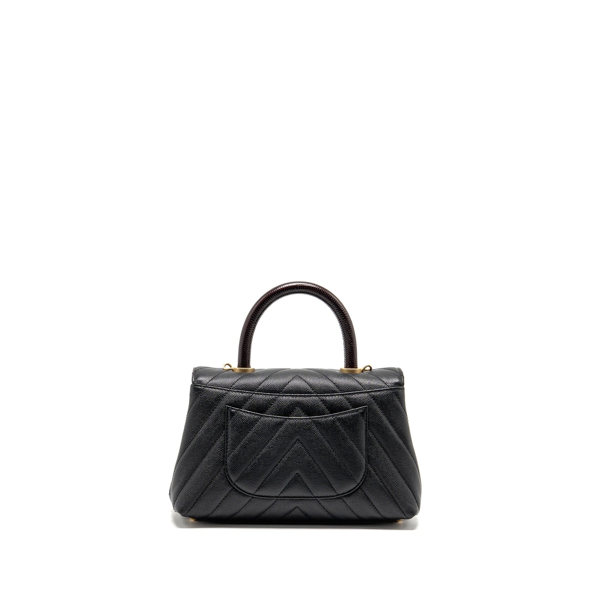Chanel coco handle lizard embossed handle chevron Black Small Handbag