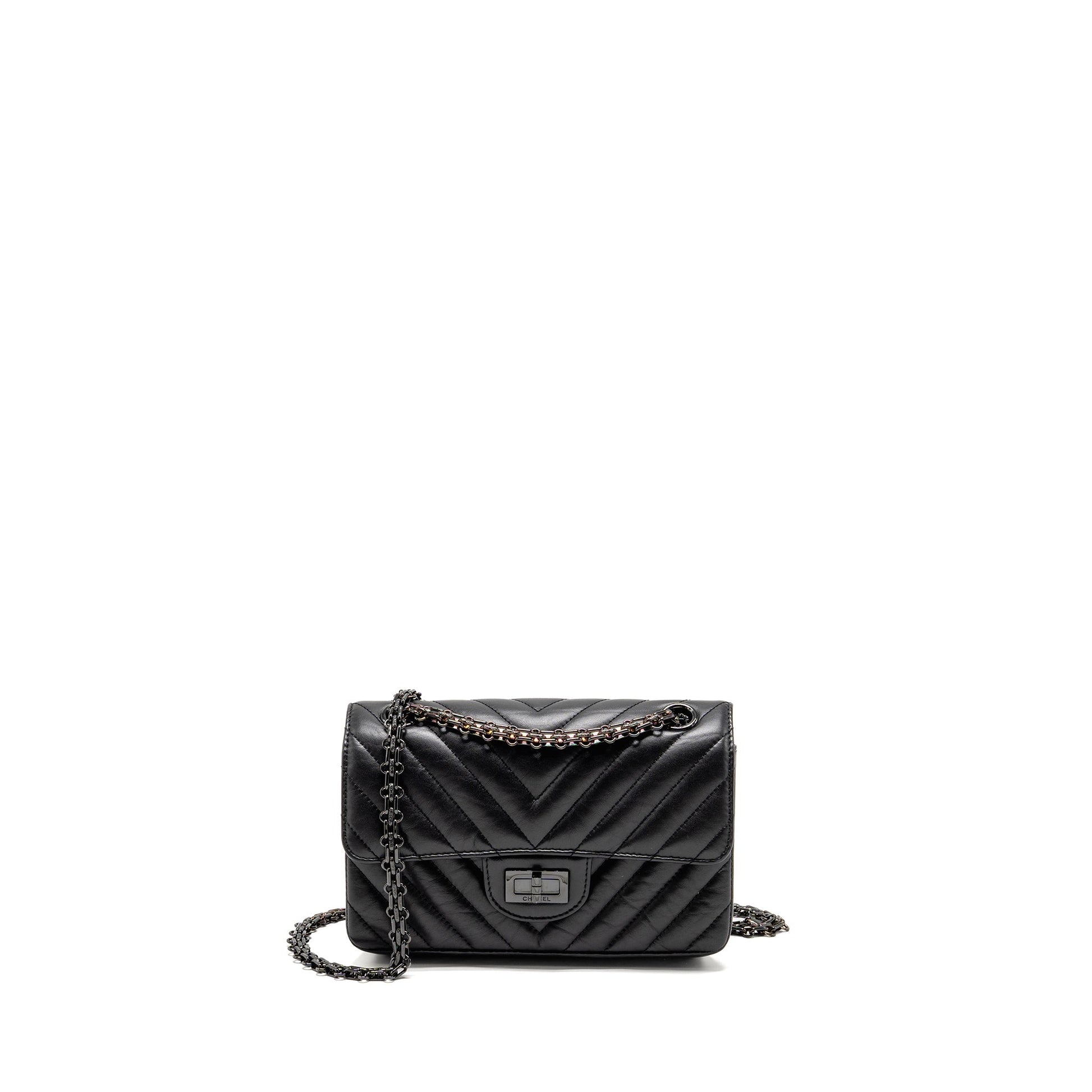 Chanel 2.55 Reissue Flap Chevron Aged Calfskin Black Shoulder Bag