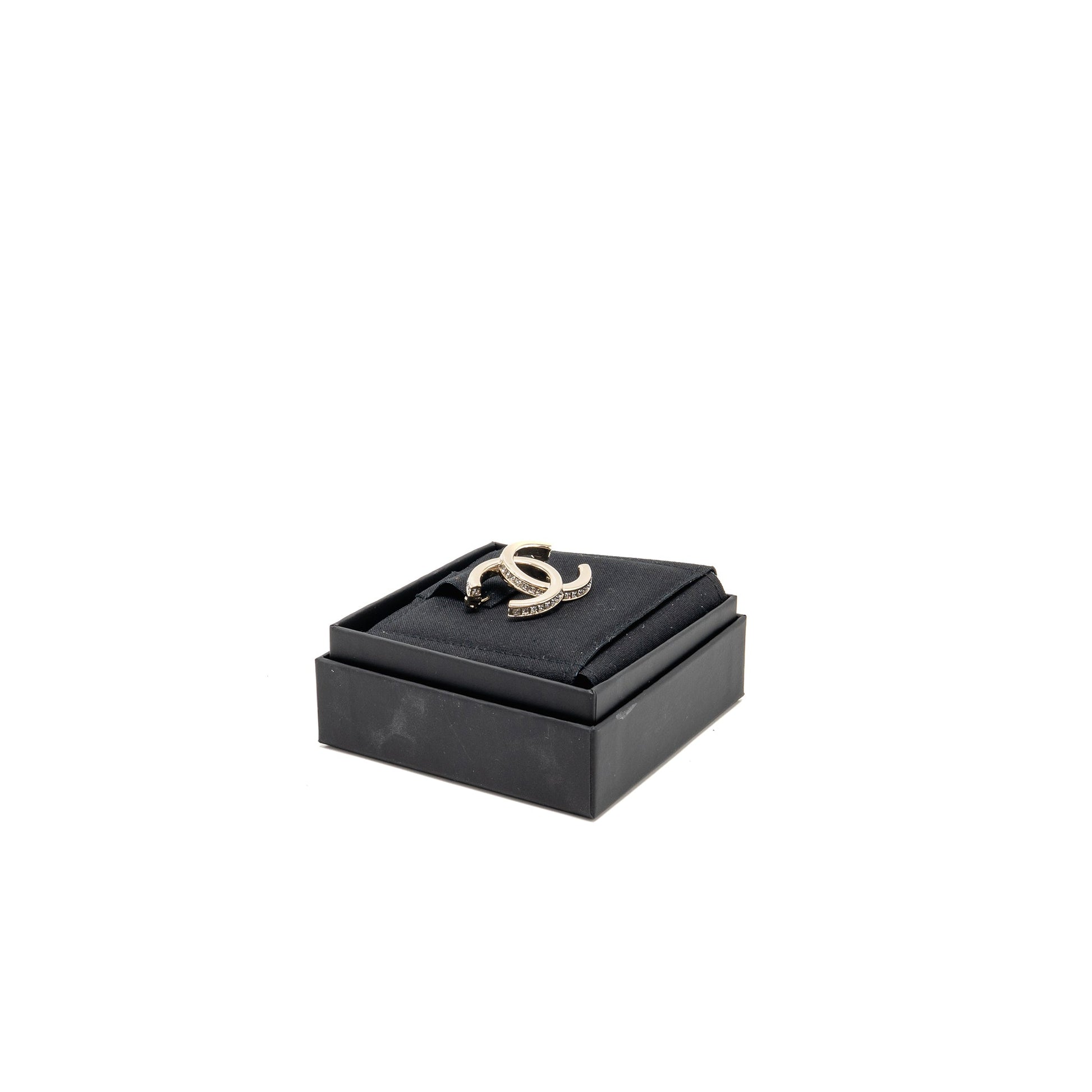 Chanel CC Brooch Crystal Tone Silver Handbag