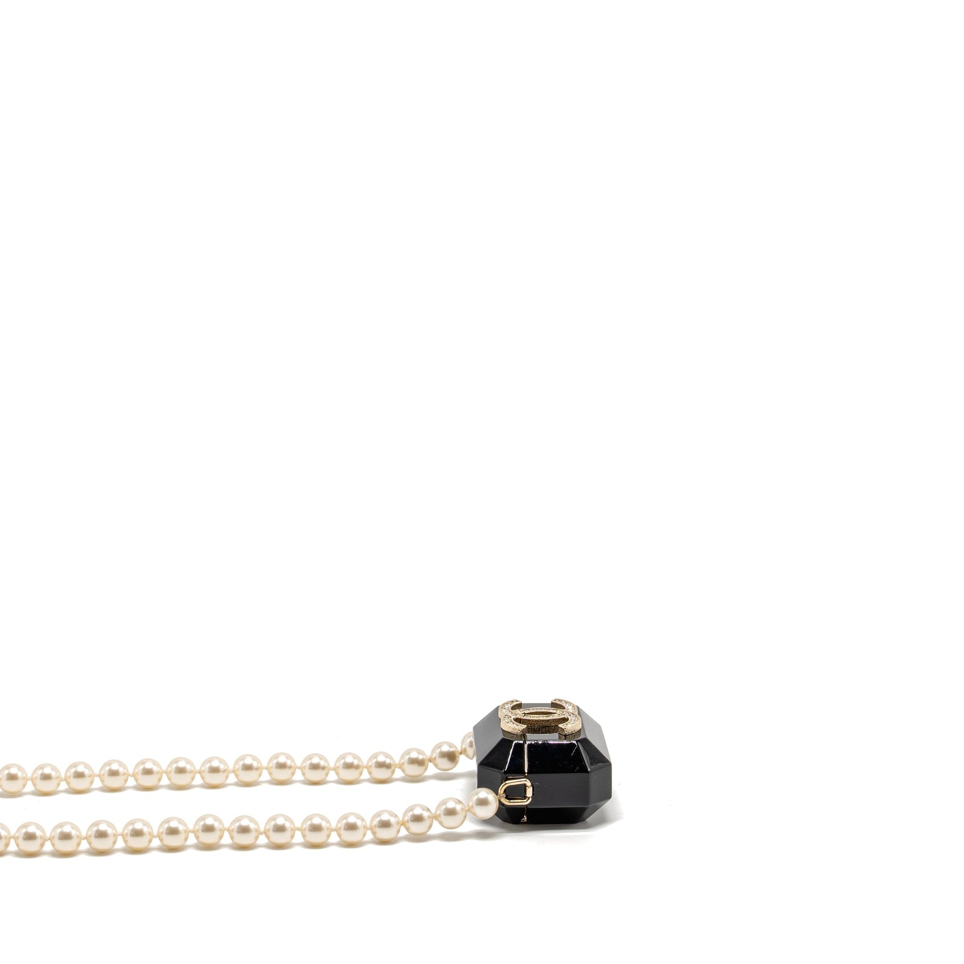Chanel AirPods Pearl LGHW Black Handbag Black Lghw