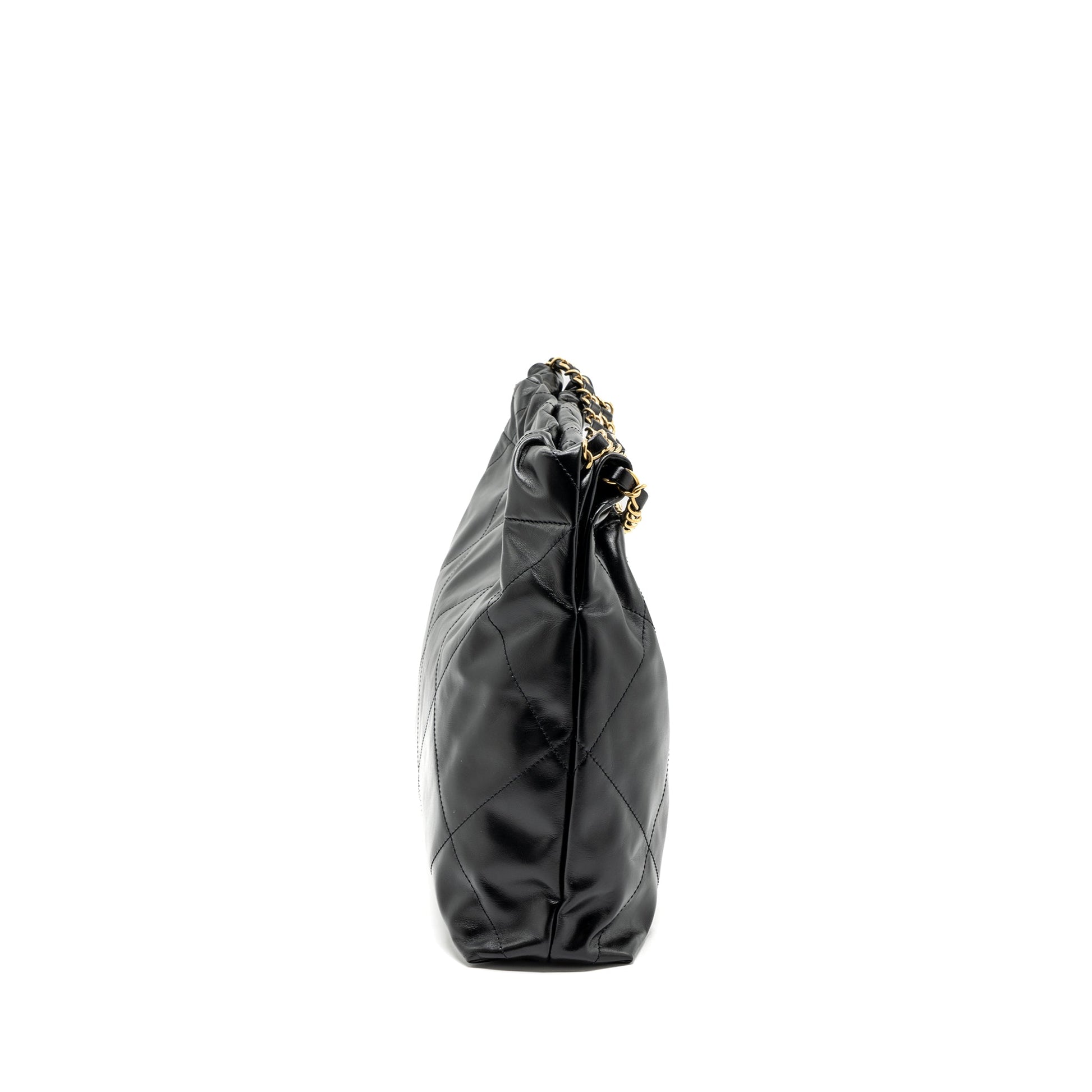 Chanel 24C 22 Calfskin GHW microchip Black Handbag