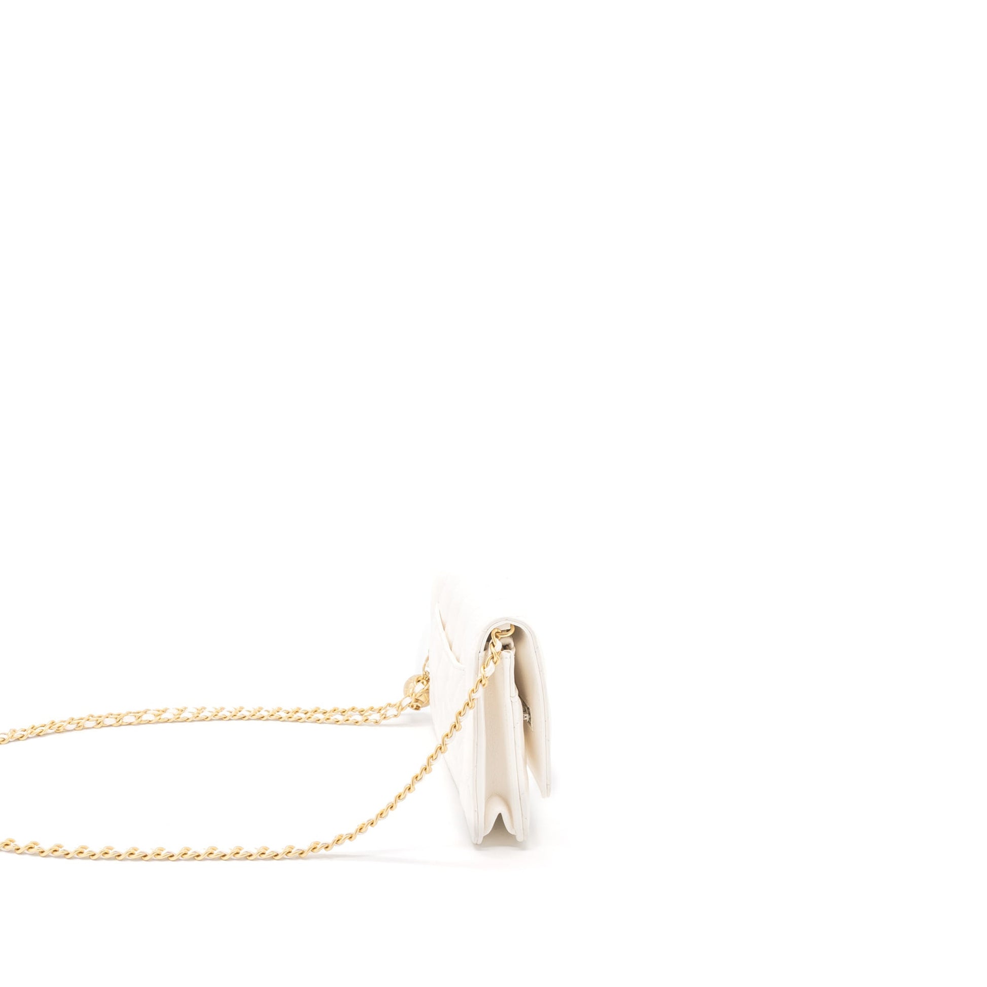 Chanel Pearl Crush on Lambskin Brushed GHW White Wallet Case