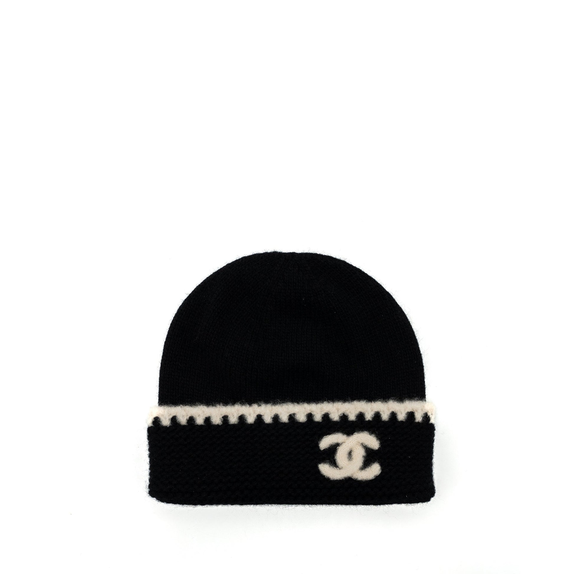 Chanel 23A cashmere beanie hat Black White
